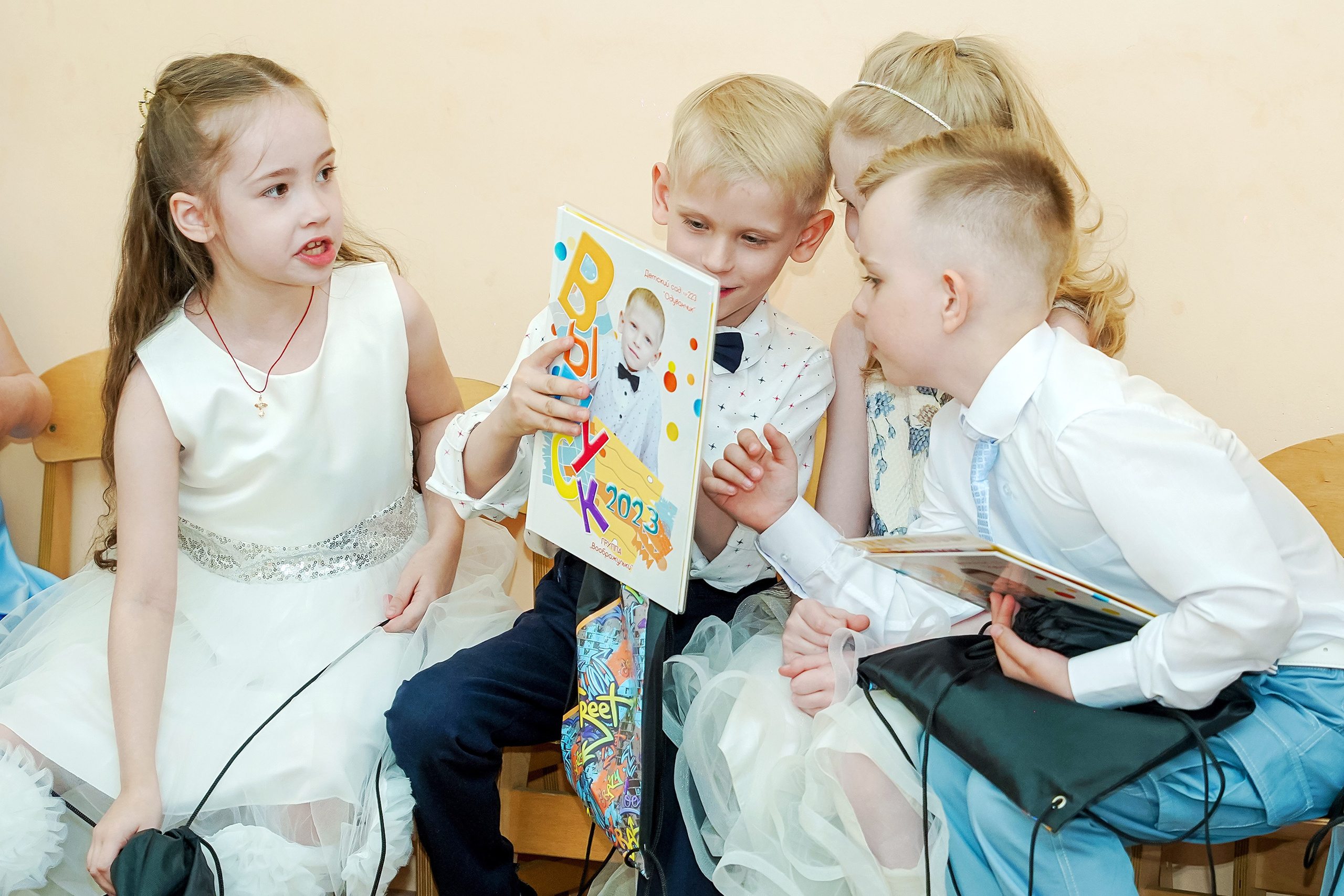 Фотосъемка видеосъёмка фотограф видеооператор новогодних утренников  в. Фотограф, видеооператор Нина Коршунова