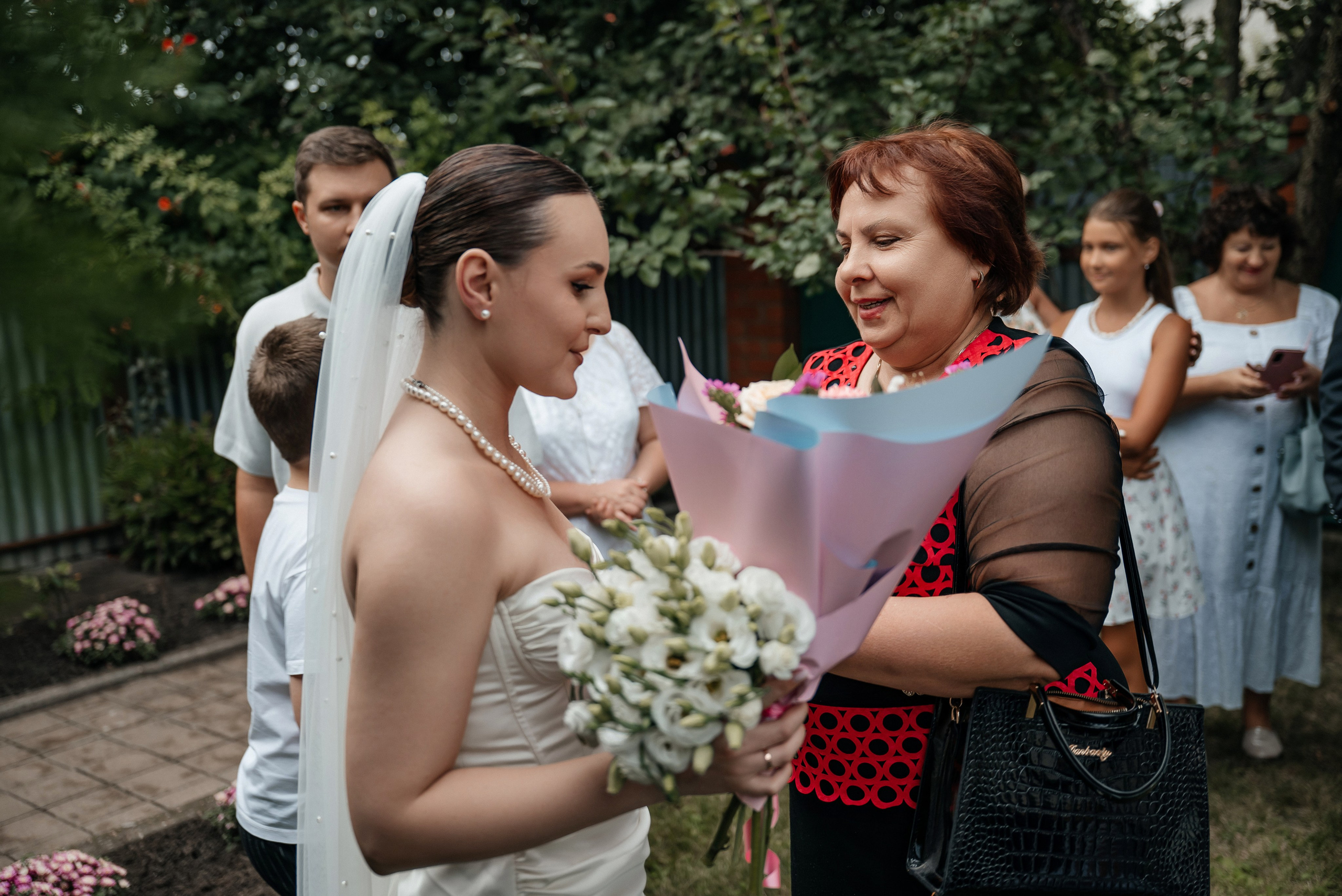 «Свадьба Даши и Артема». Школьный фотограф в Валуйках. Фотосессии для выпускников и изготовление выпускных альбомов в городе Валуйки и в Белгородской области