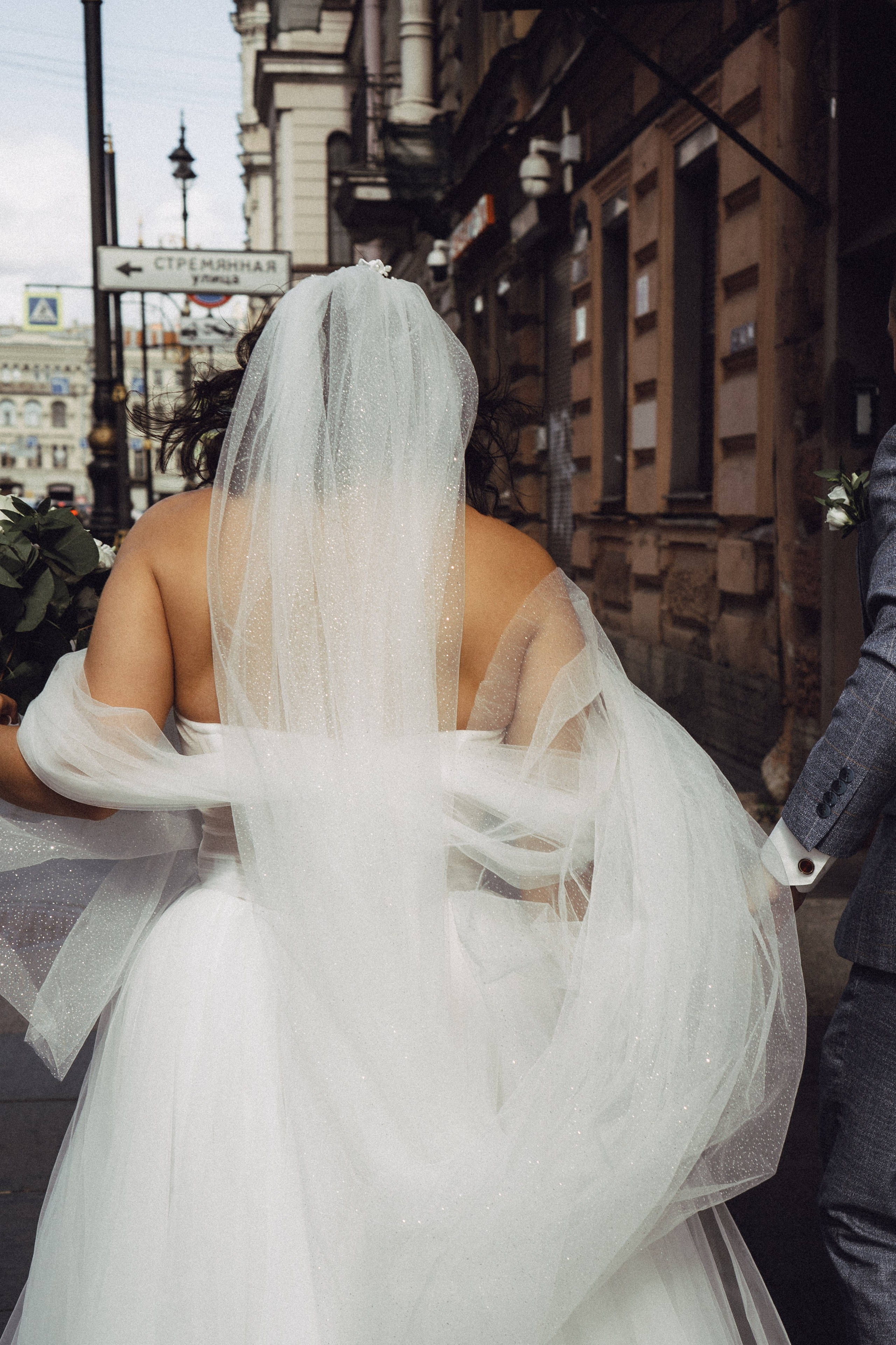 СВАДЕБНАЯ ПРОГУЛКА РЕСТОРАН МЫ ЖЕ НА ТЫ И ФОТОСЕССИИЯ С АВТОМОБИЛЕМ. Профессиональный фотограф, Санкт-Петербург — Виктория Богомолова