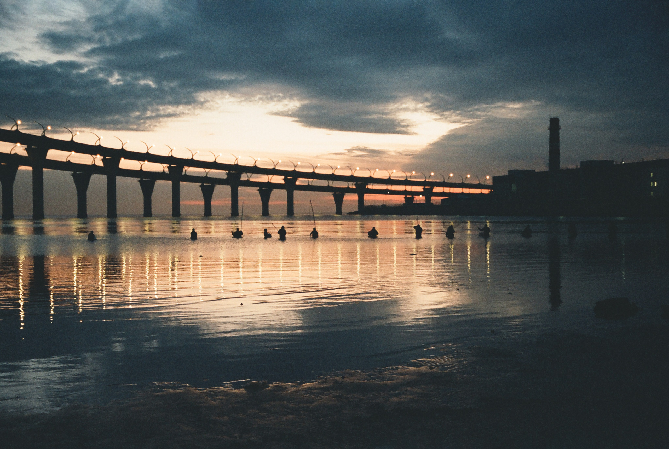 Фотографии цветные. Свадебный и семейный пленочный фотограф в Петербурге Истомина Ирина