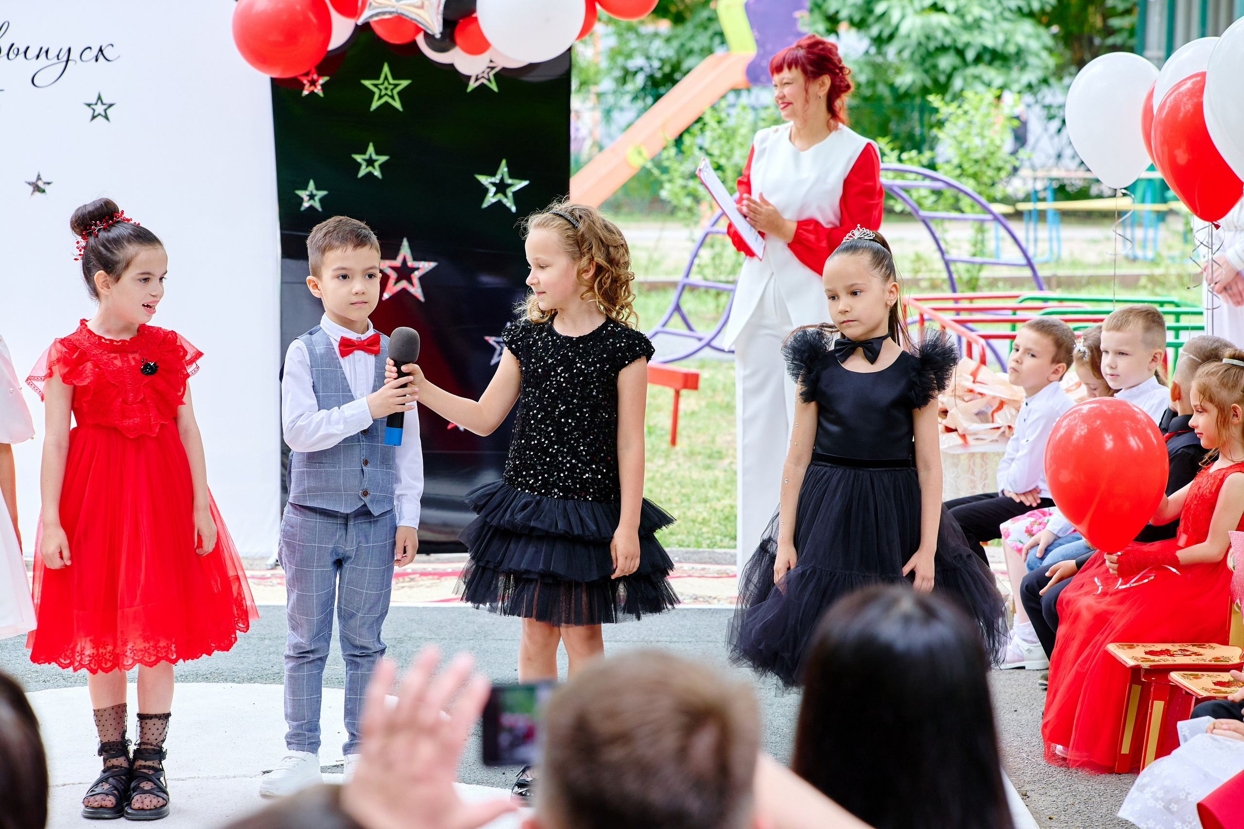 Выпускной 45 сад. Фотограф Выпускные альбомы Таганрог Сергей Коробченко