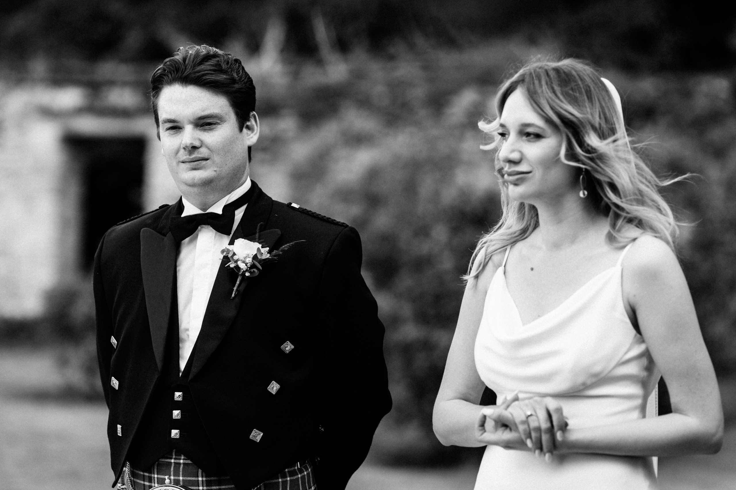 Ana & Tom Wedding at Notley Abbey. Moments Catchers — Wedding Photography & Video Duo in London