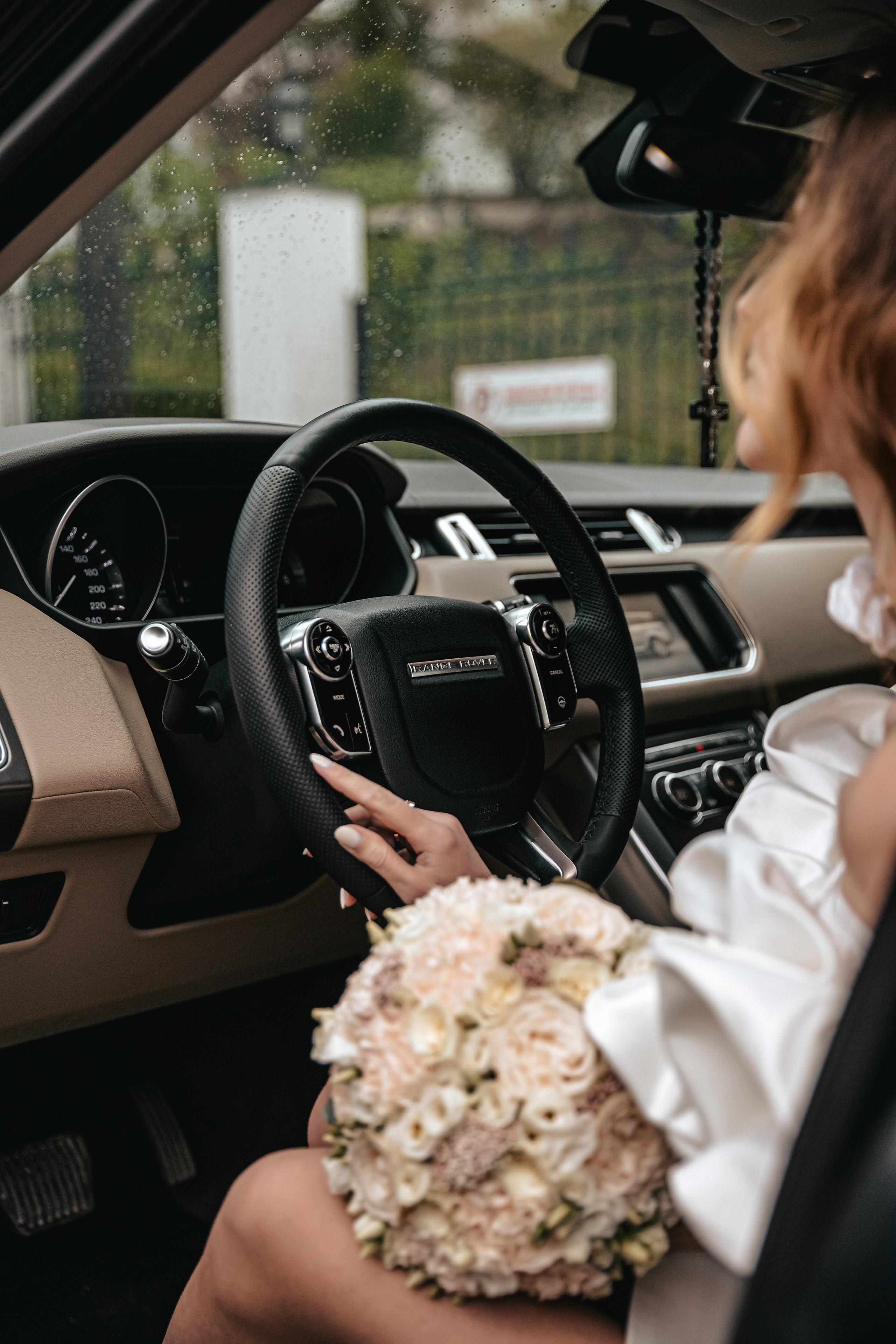Свадебная фотосессия в Ярославле. Свадебный и семейный фотограф в Ярославле Александр Лобков