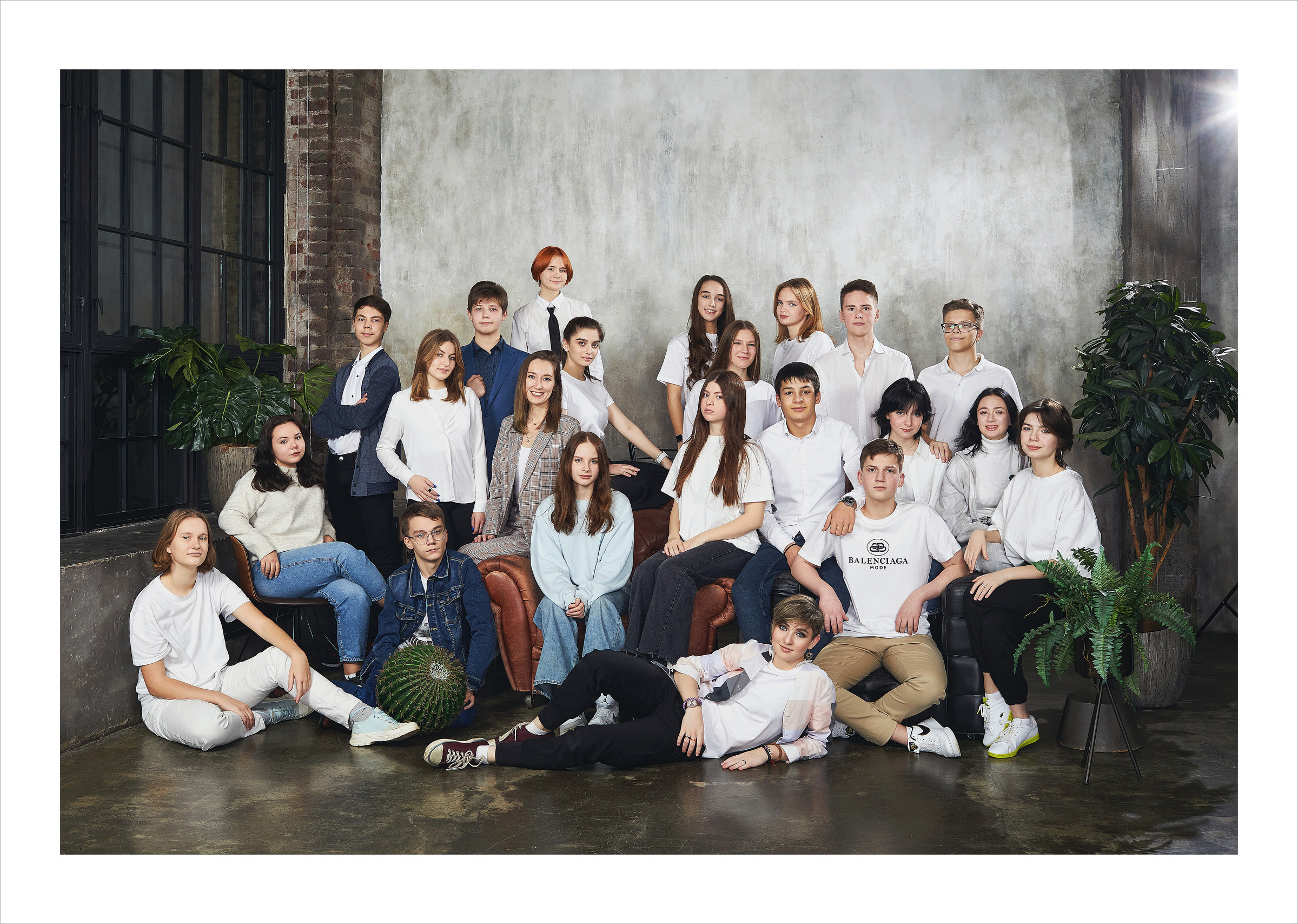 Школьный альбом 9 класса. Школьный фотограф Сергей Беликов