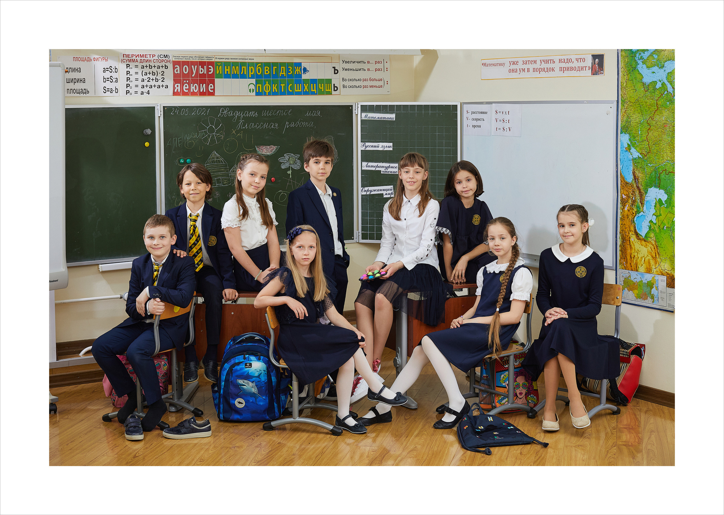 Классный школьный альбом. Школьный фотограф Сергей Беликов