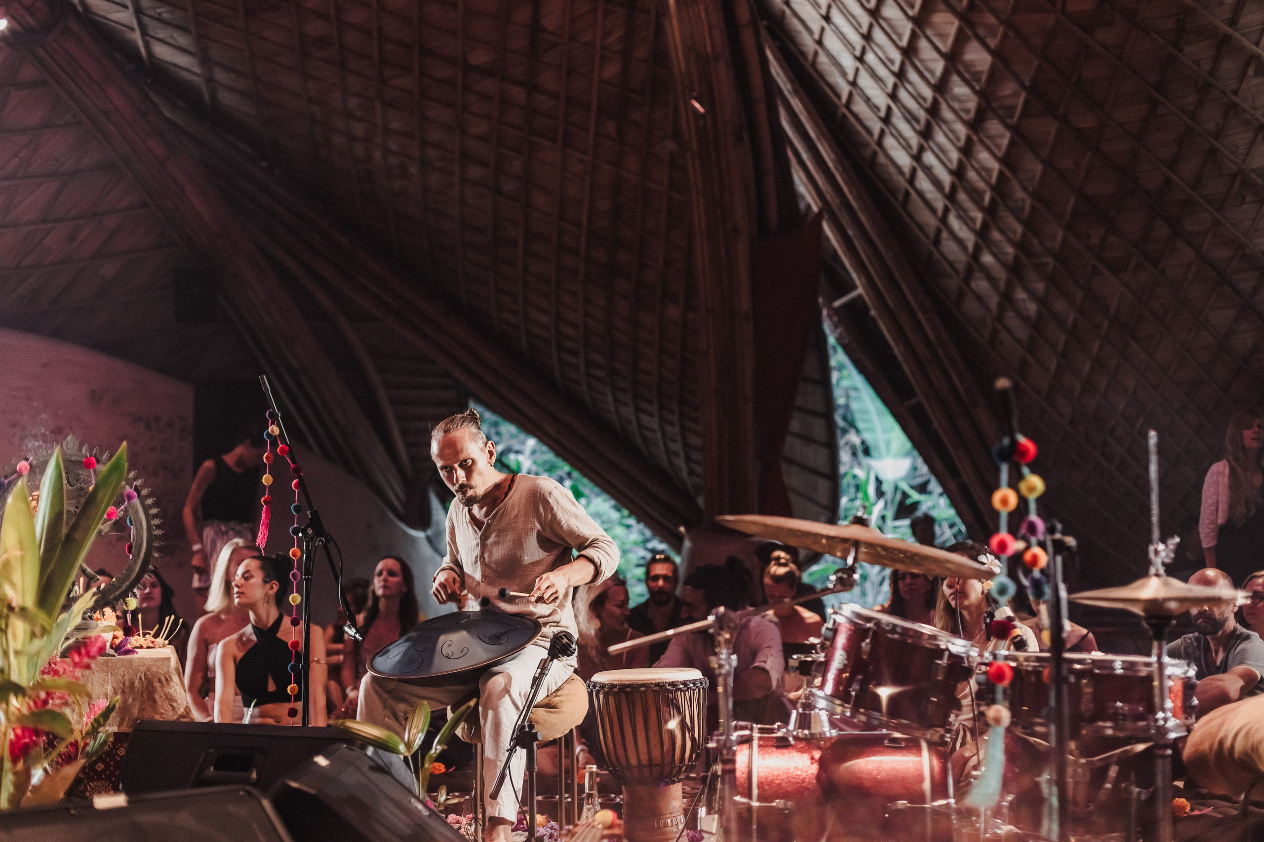 Hanuman Project kirtan at Alchemy march. Mariam Bagdasaryan