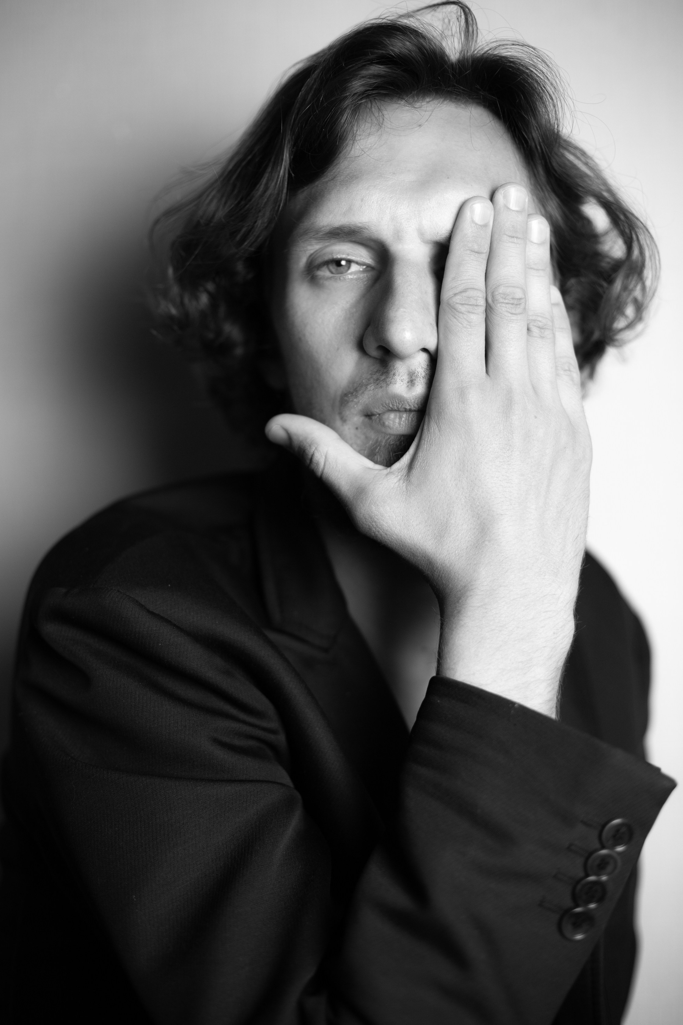 Портреты. Myndim Min