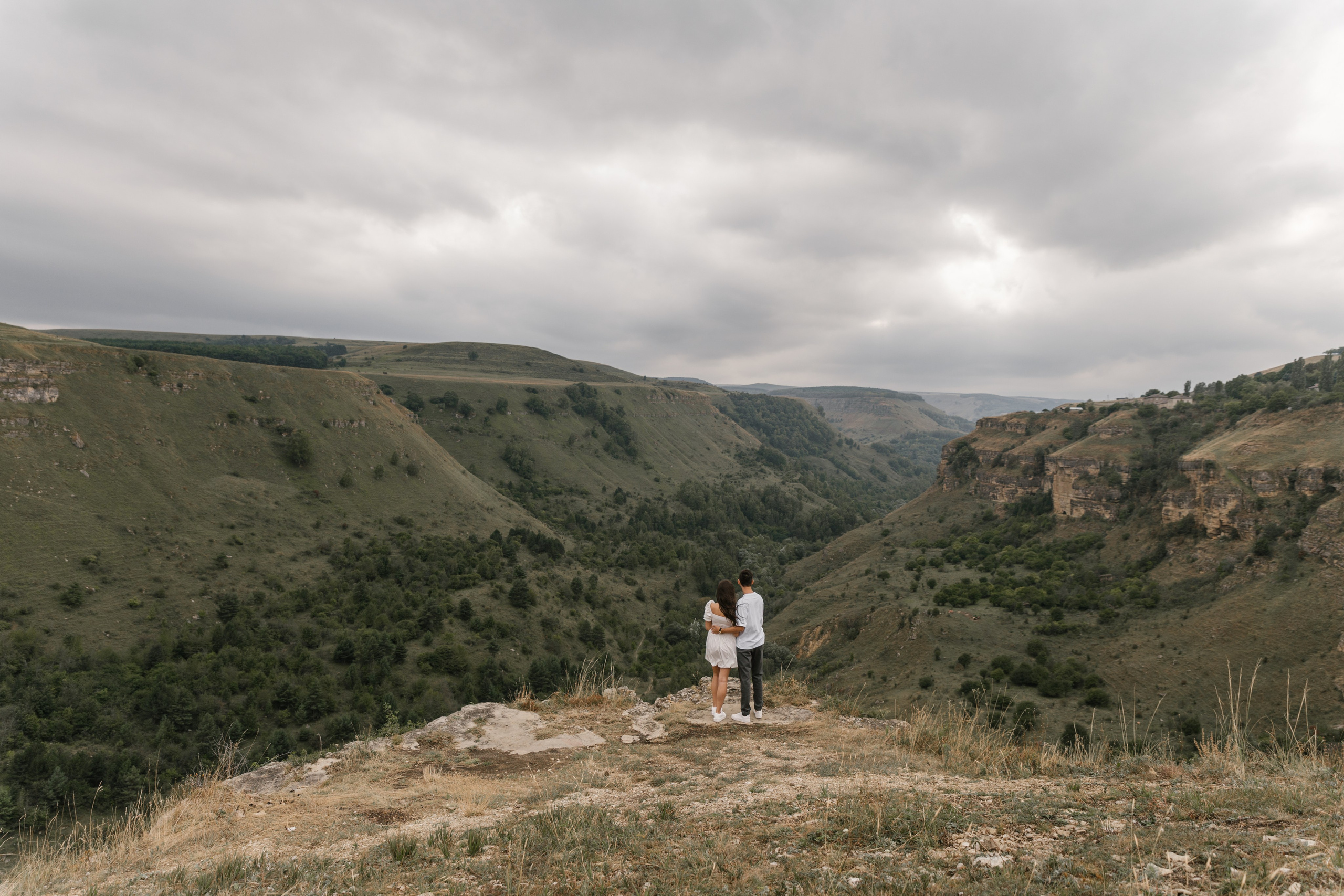 Love story Руслан и Лейла. Свадебный фотограф в Пятигорске и КМВ Софья Аджикеримова