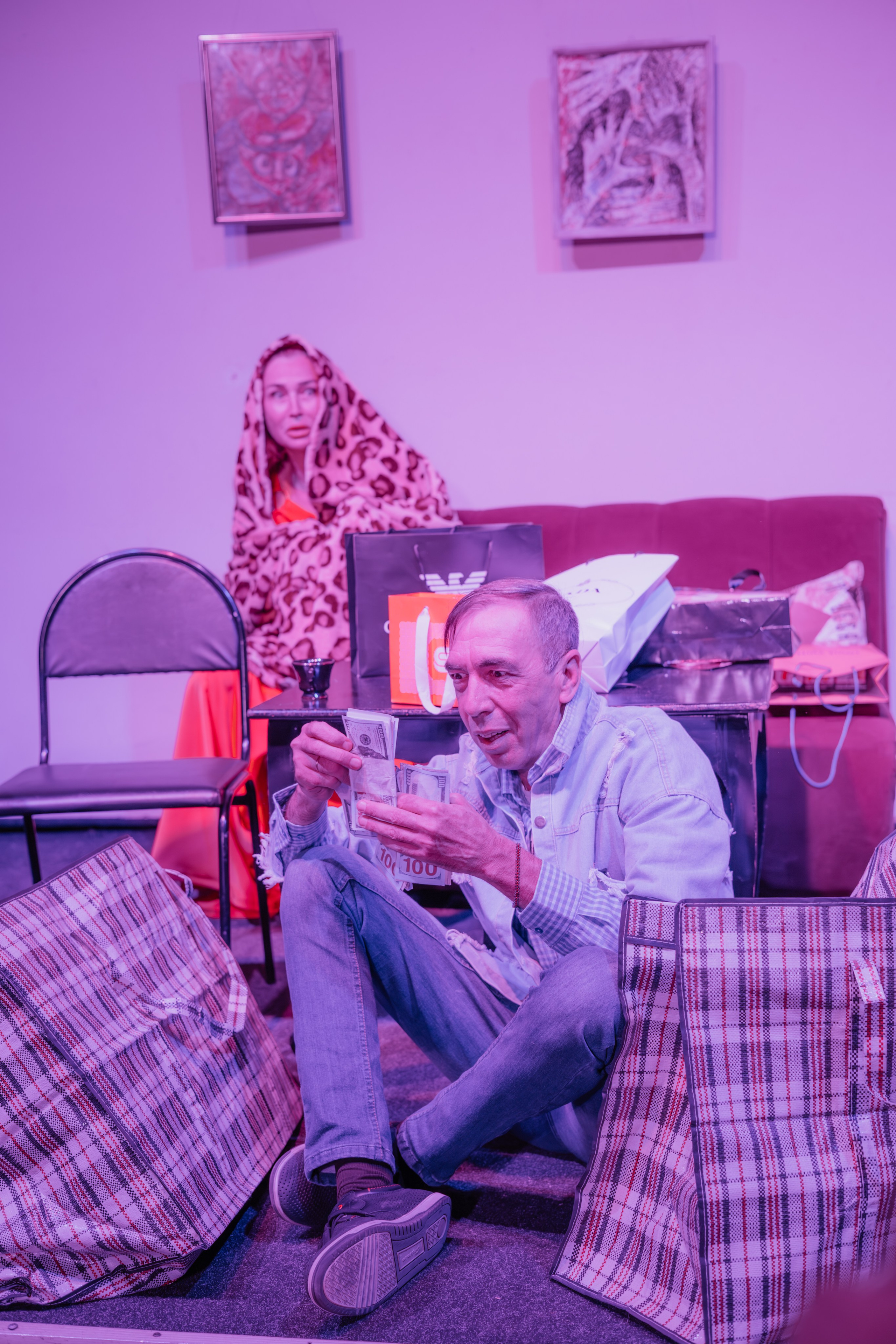 Дом актера «Денег много не бывает». Фотограф Марк Файзулин