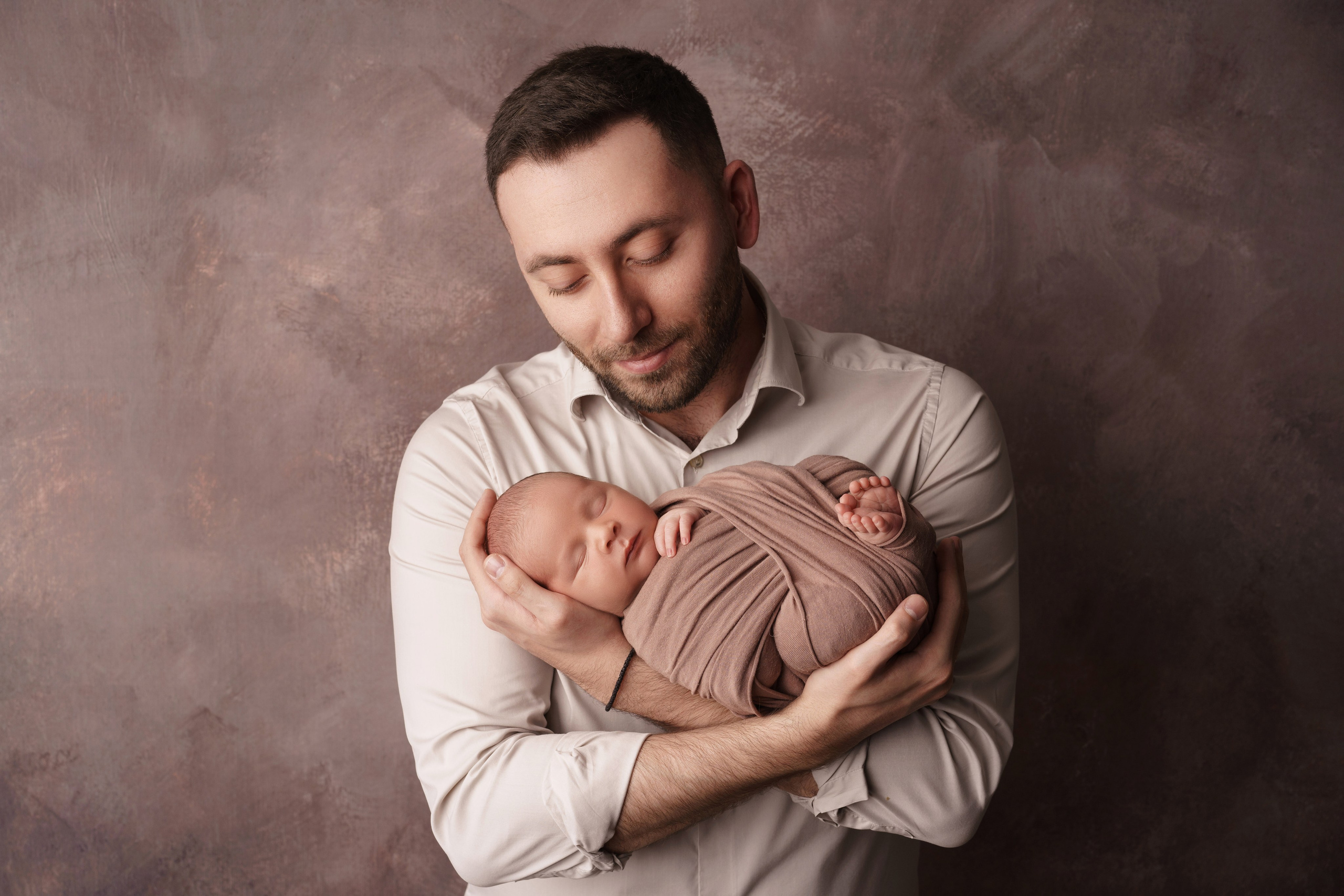 Семейные фотосессии с новорожденными | Трогательные кадры малышей и их близких в Москве и МО. Фотосессия новорожденных в Москве и Московской области | Профессиональный фотограф newborn — Татьяна Иванова