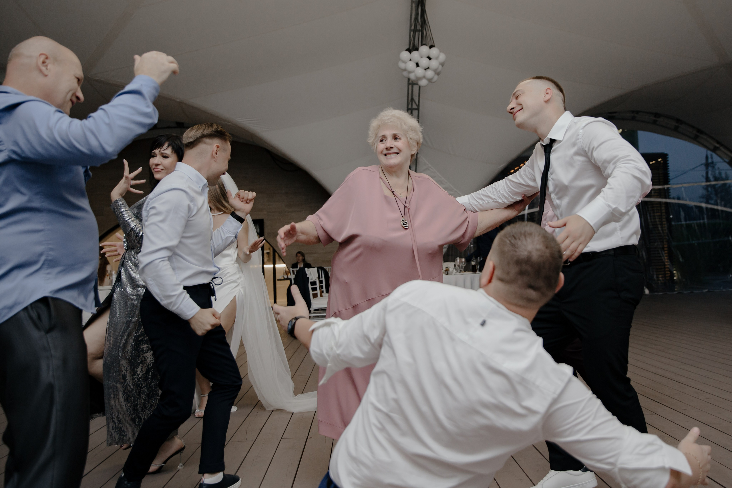 02.07.24. RETOUCH-HOUSE