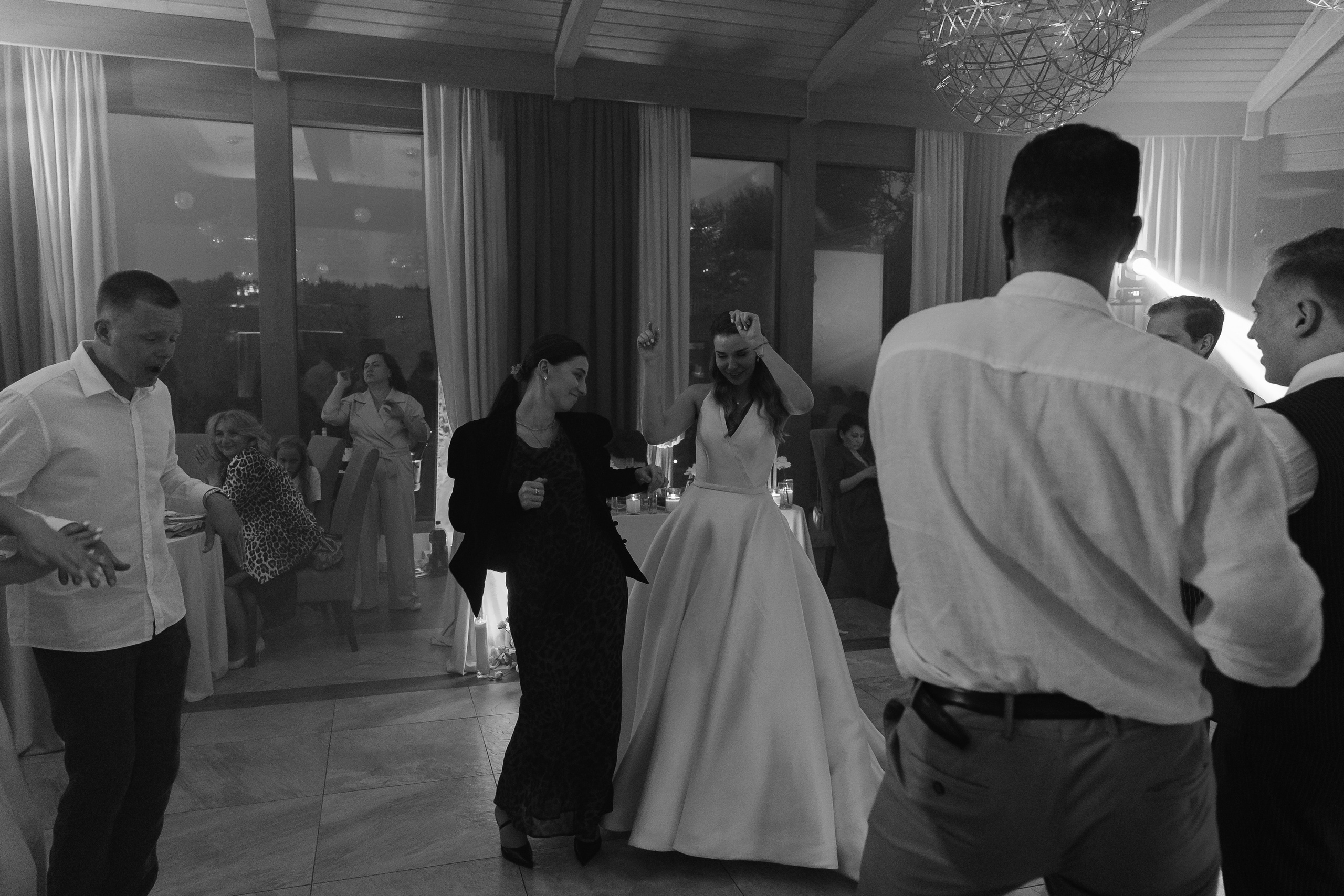 10.08.2024. RETOUCH-HOUSE