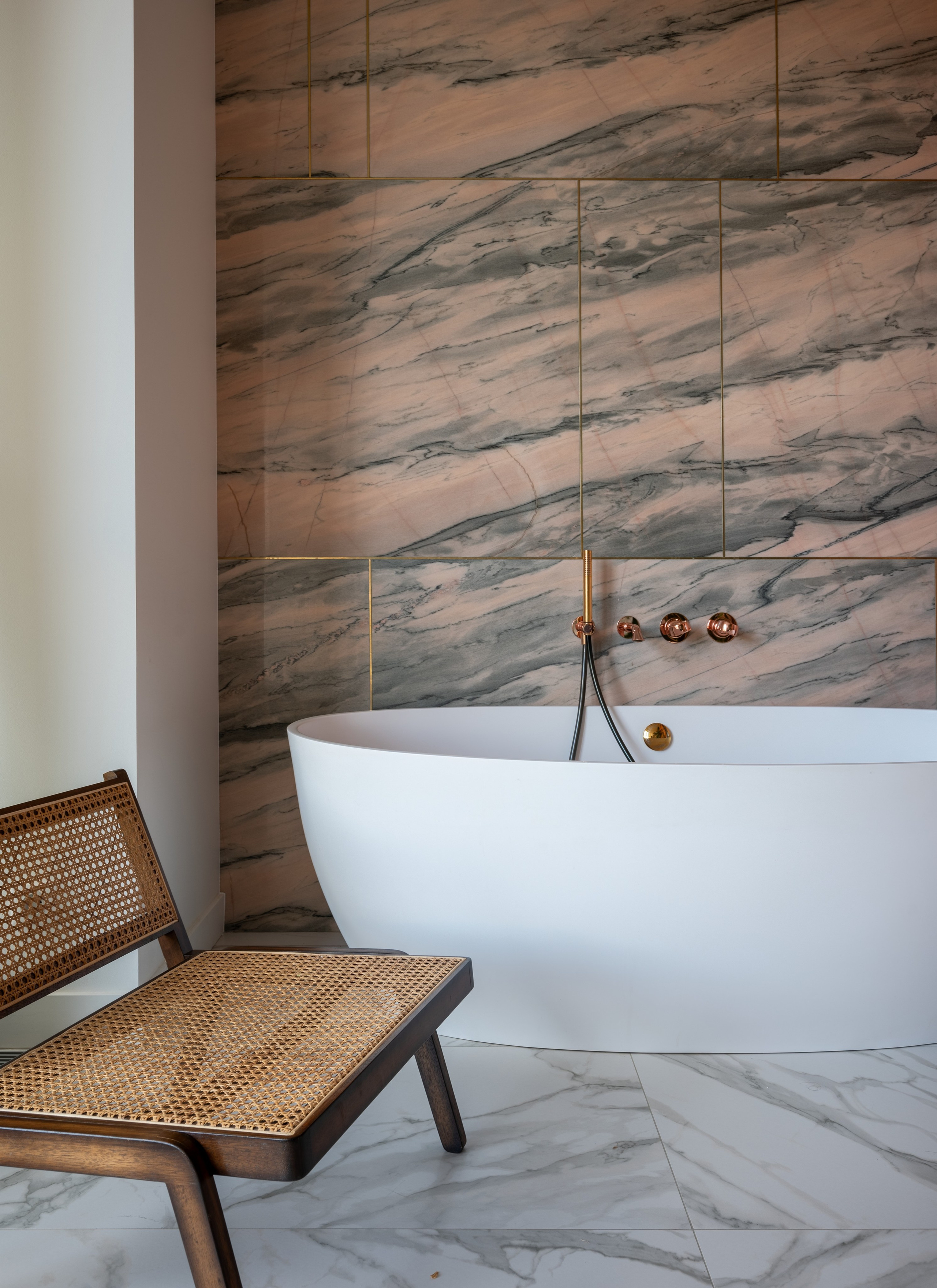 Профессиональная фотосъёмка дизайн-проекта квартиры. Интерьерный фотограф Александра Солдатова