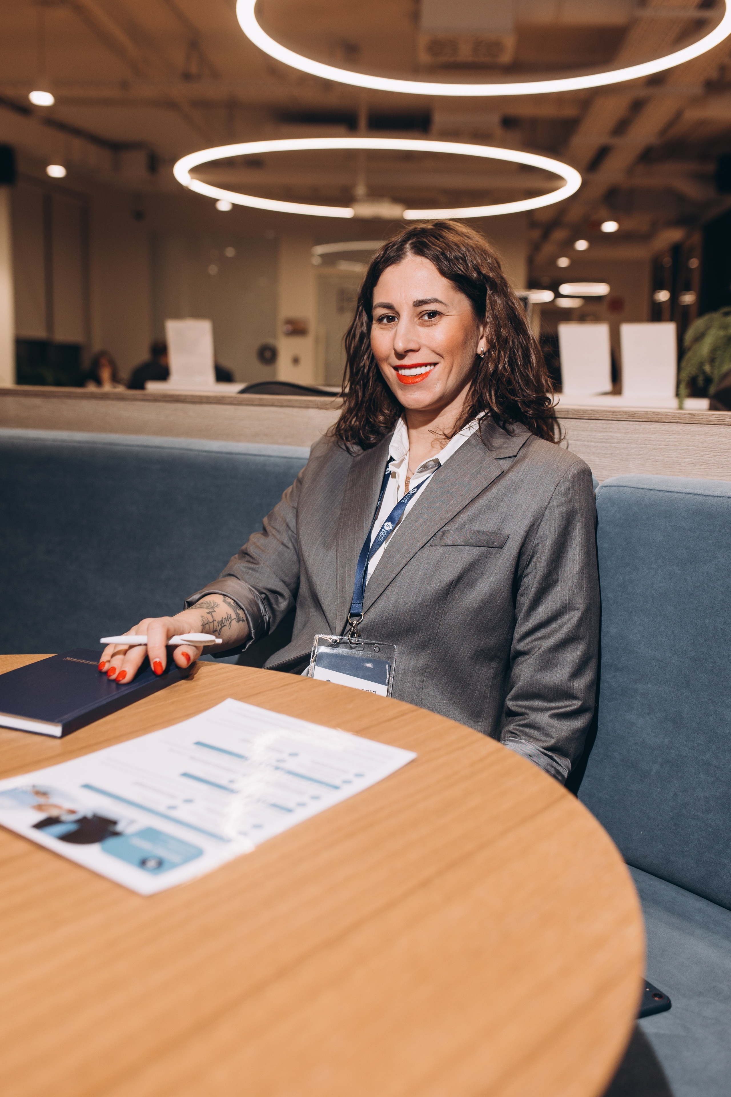 Фотосессия команды «Бизнес бюро». Фотограф Артем Бросов в Санкт-Петербурге и Дубае