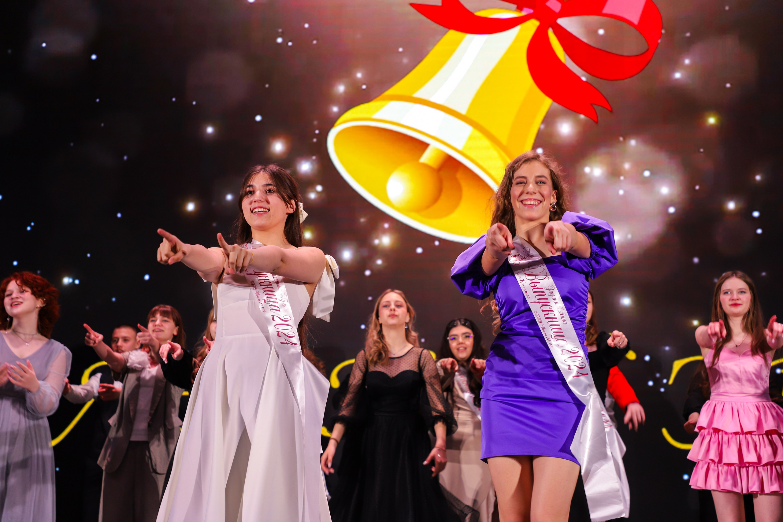 Последние звонки в школе. K-pop (и не только) фотограф в Москве Светлана Полякова