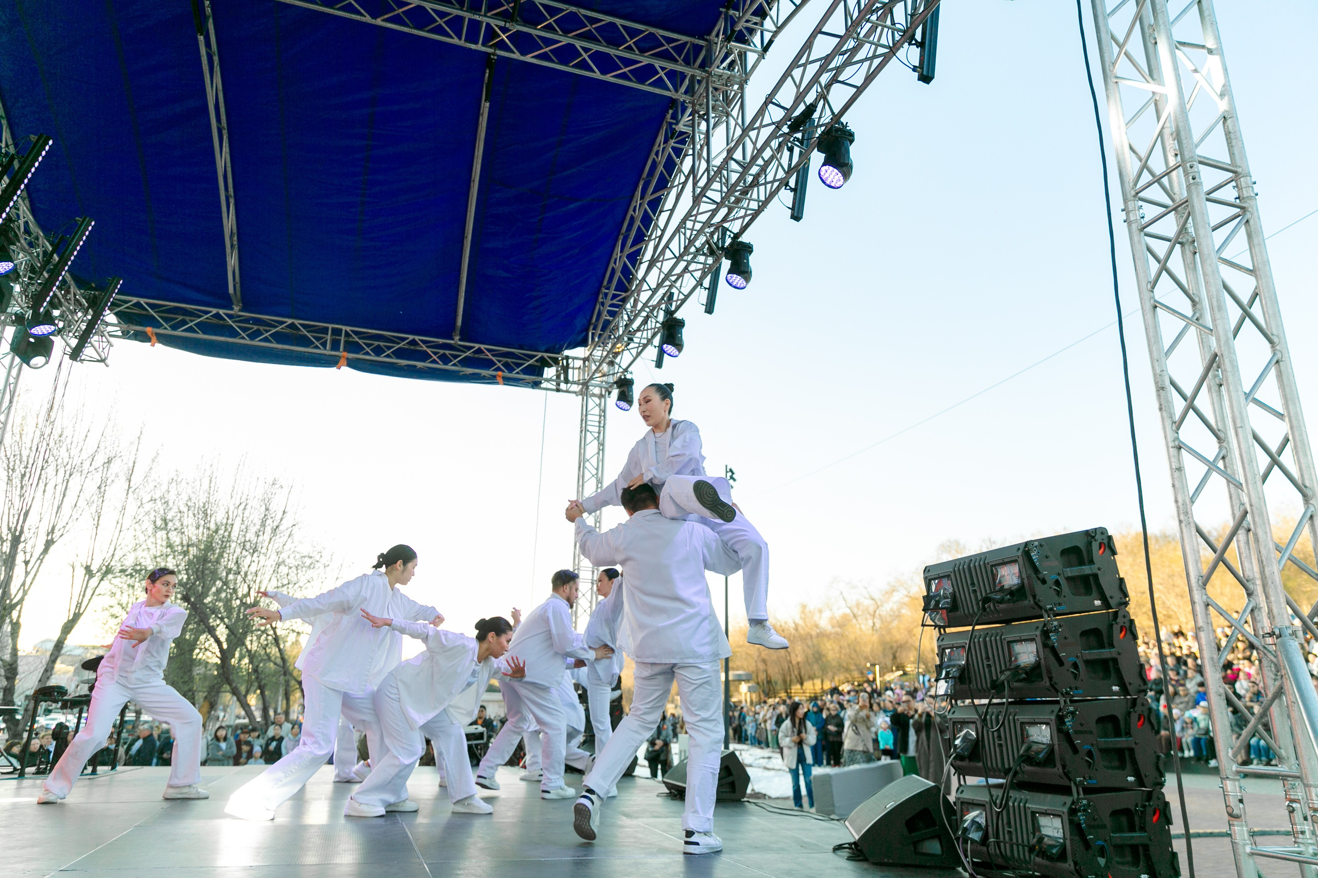 Концерт приуроченный к празднованию 80 лет победл. Свадебный и семейный фотограф в Улан-Удэ