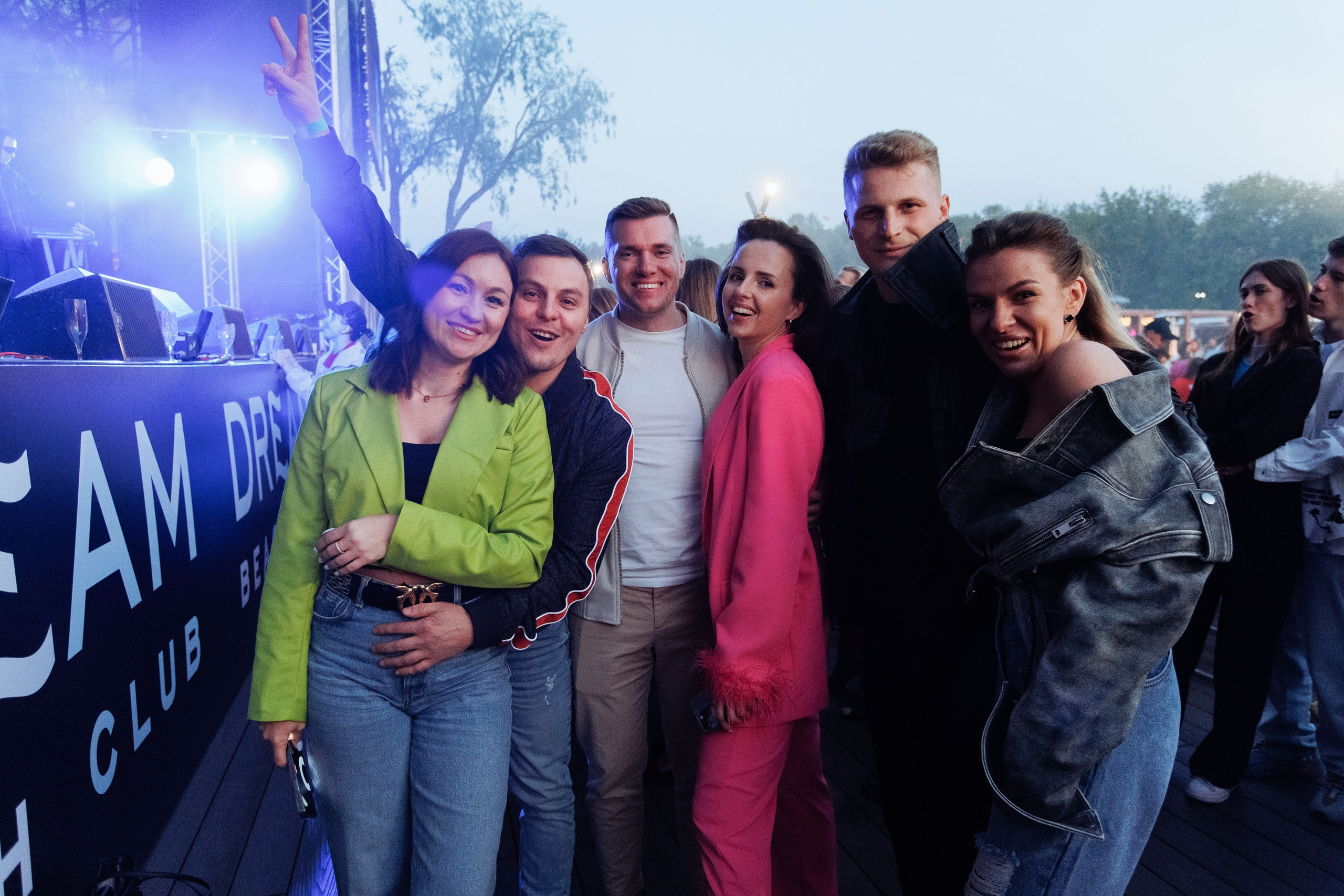 Остров мечты Dream Beach Club (Открытие открытого бассейна в Москве). Репортажный фотограф на мероприятие в Москве Алексей Терентьев