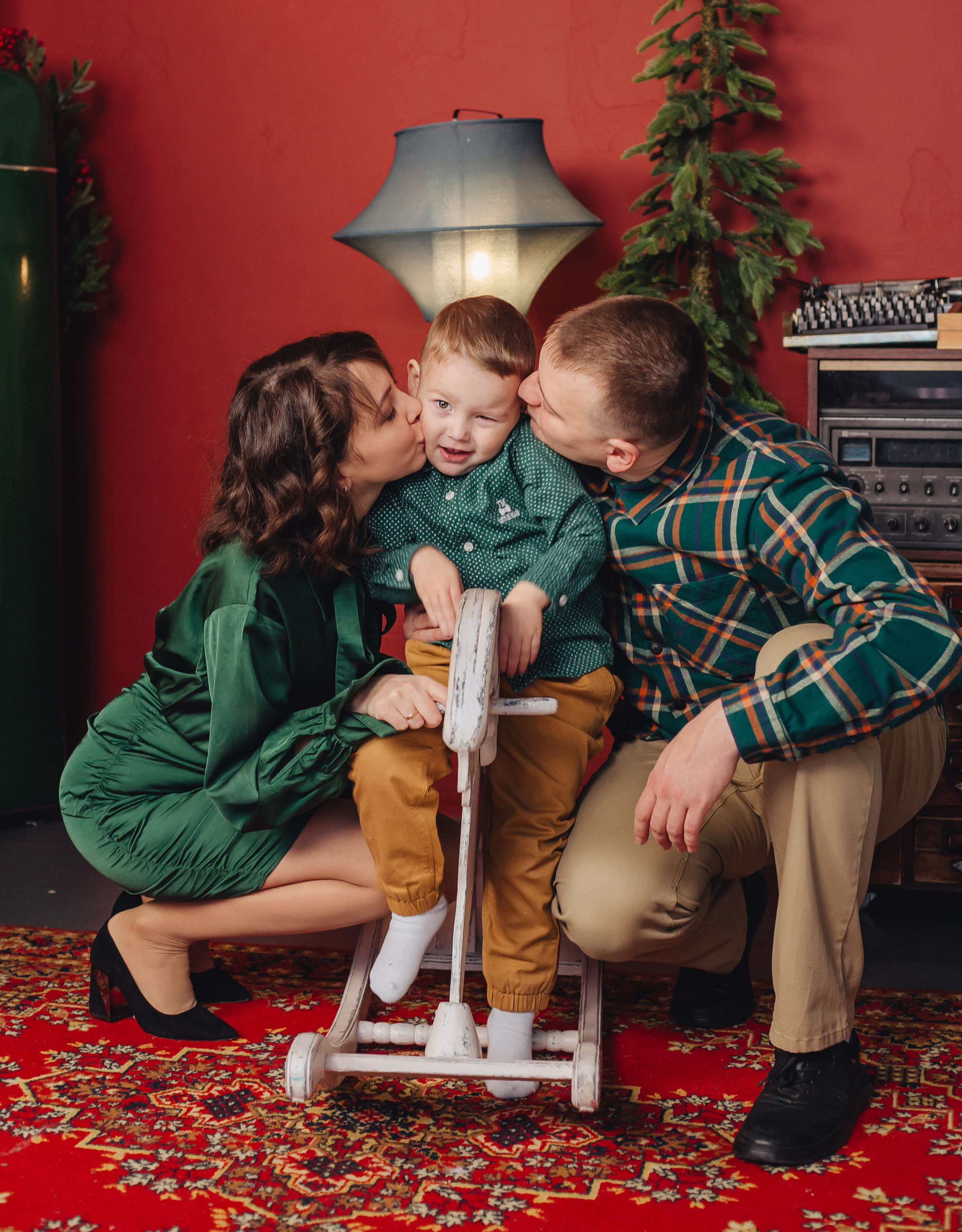 Новогодняя семейная фотосессия. Фотограф Мария Новоселова. Сургут