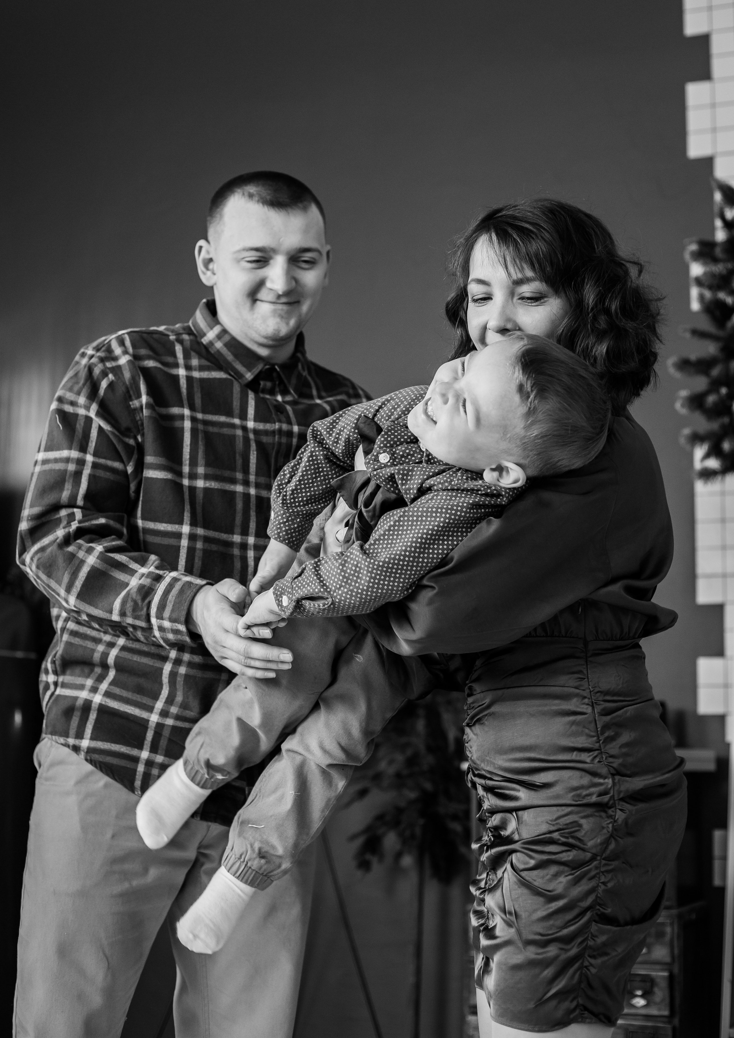 Новогодняя семейная фотосессия. Фотограф Мария Новоселова. Сургут