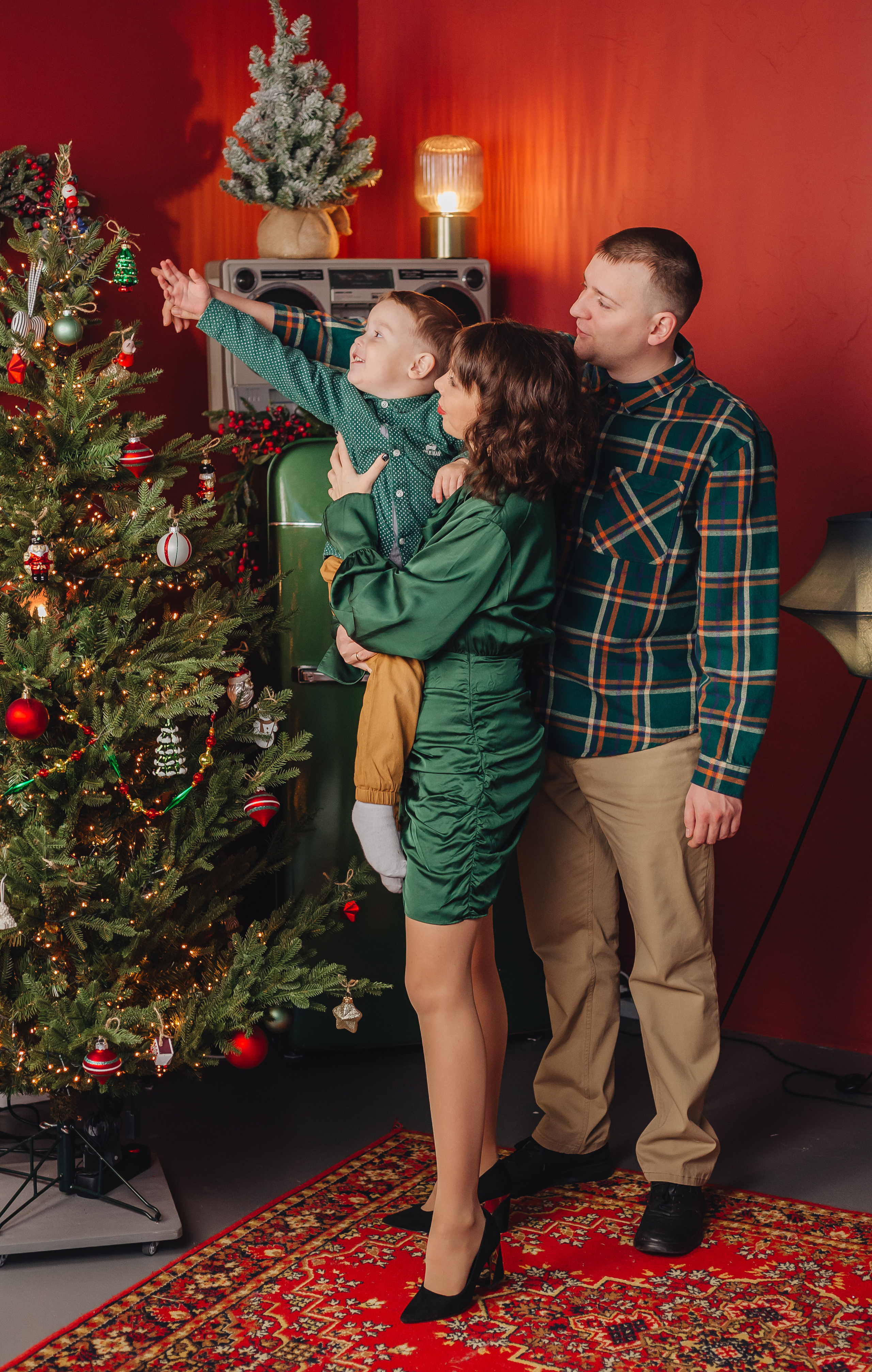 Новогодняя семейная фотосессия. Фотограф Мария Новоселова. Сургут
