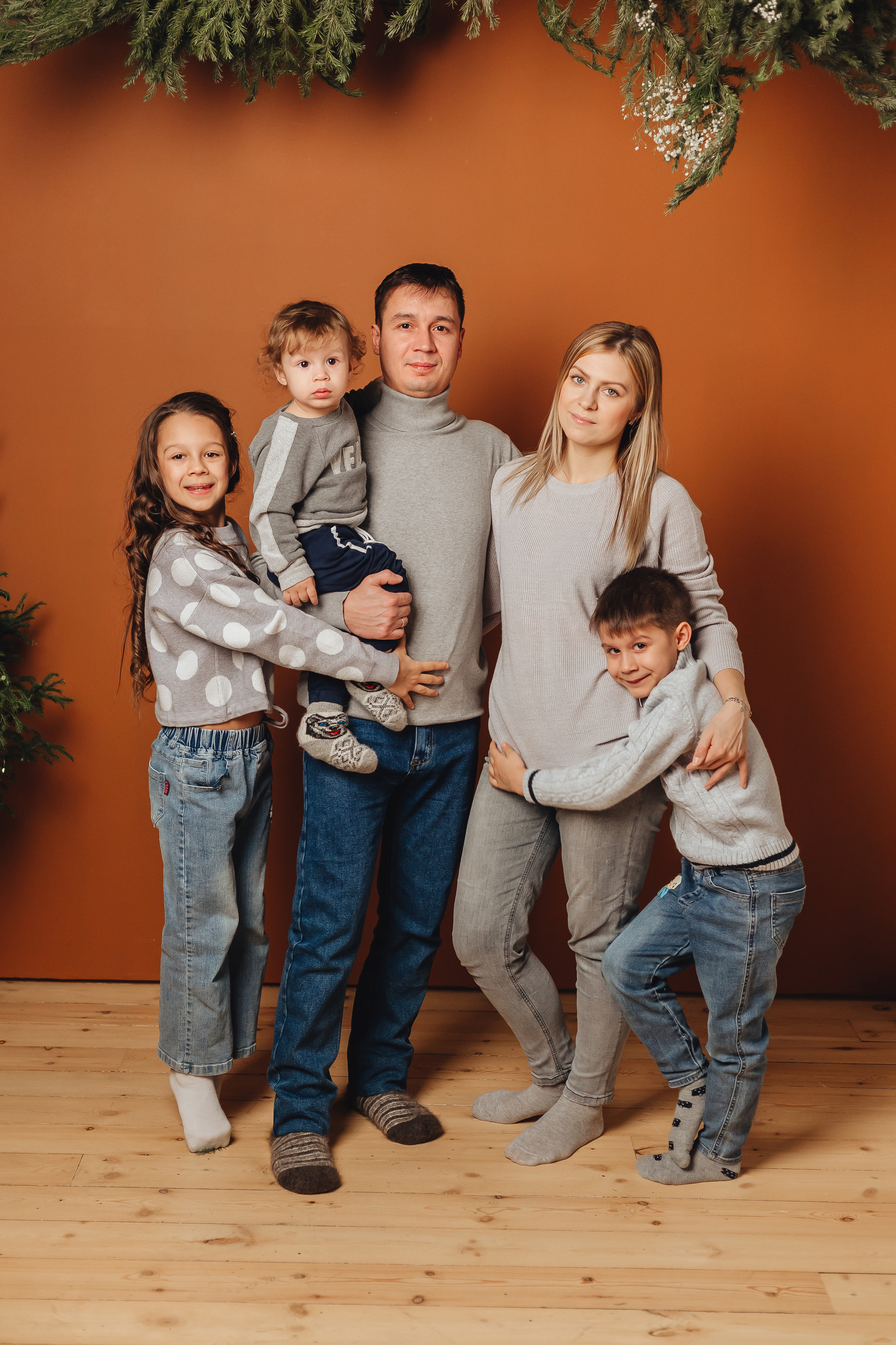 Семья. Фотосессия к Новому Году. Фотограф Мария Новоселова. Сургут