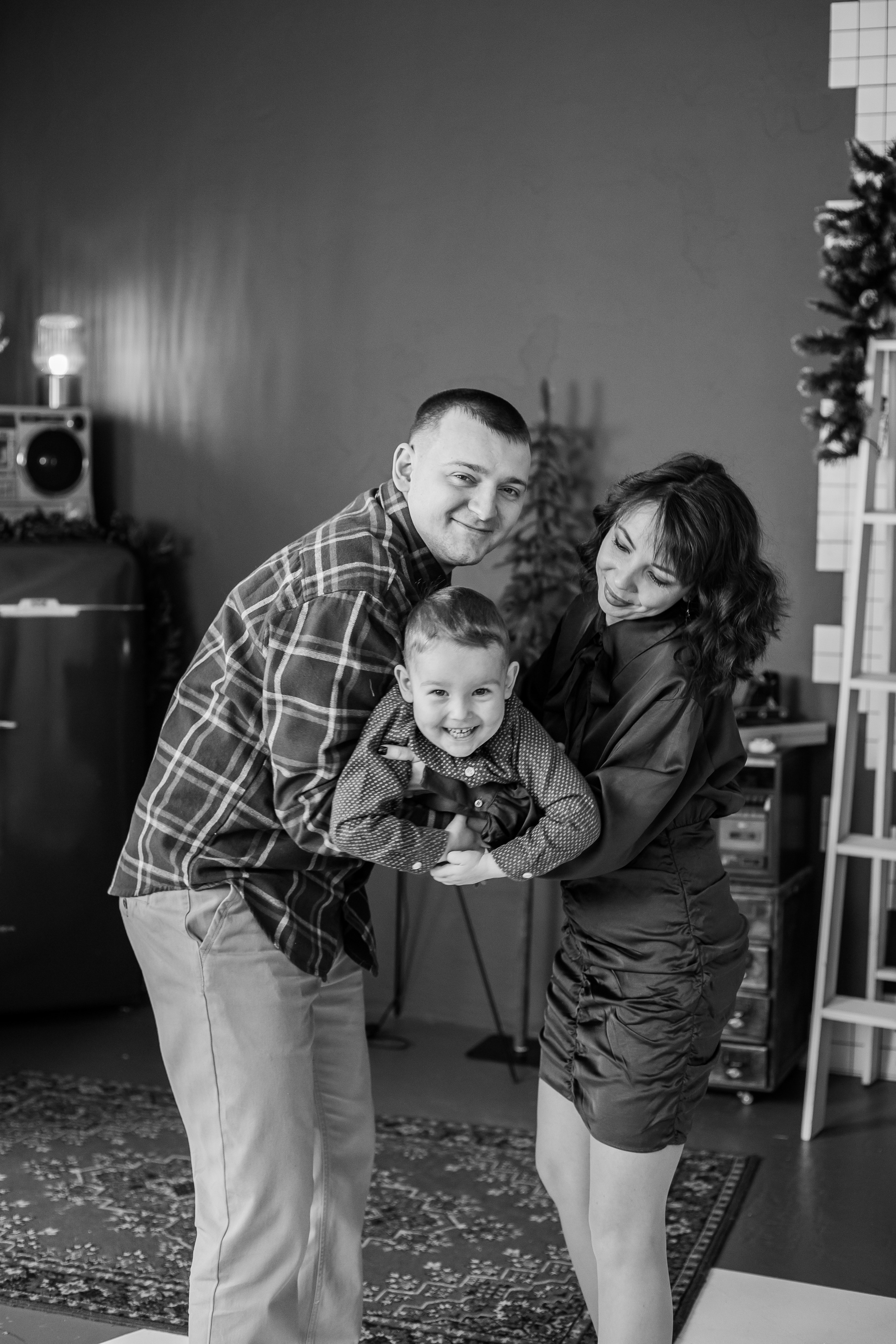 Новогодняя семейная фотосессия. Фотограф Мария Новоселова. Сургут