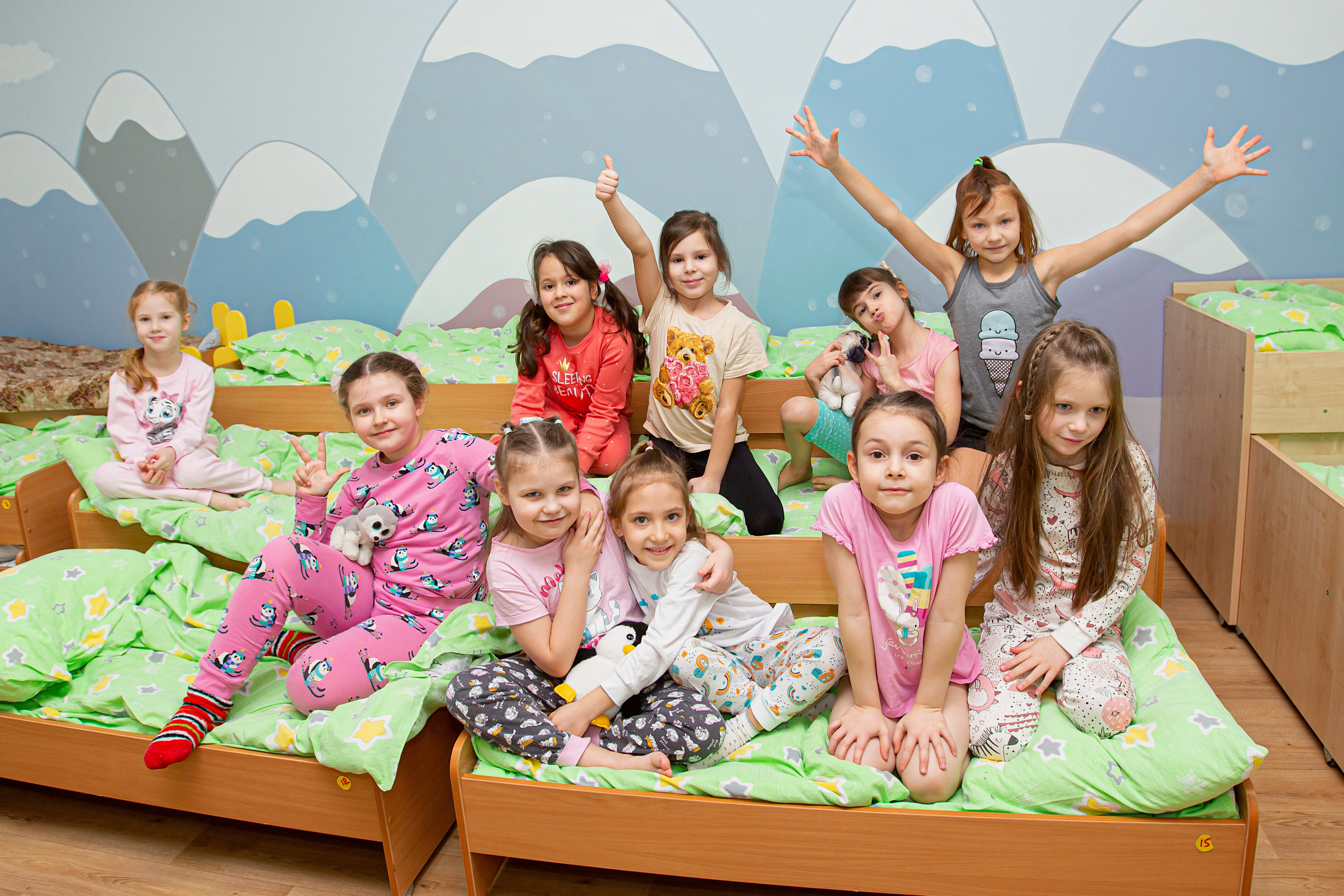 Спальня в детском саду. Свадебный, семейный, детский фотограф в Санкт-Петербурге