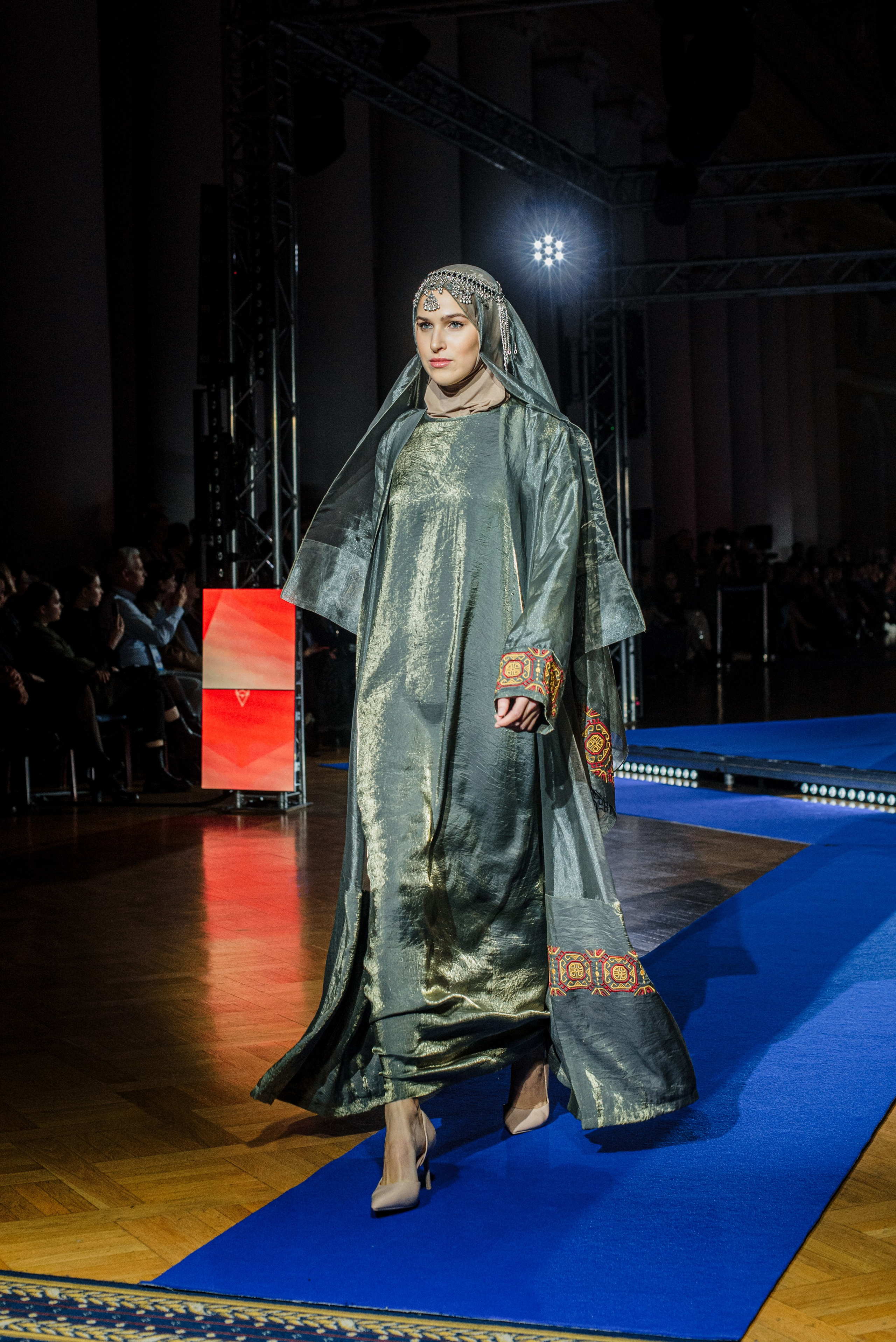 Форум «Содружество моды» // Осень 2023. Фотограф Элина Брусенцева