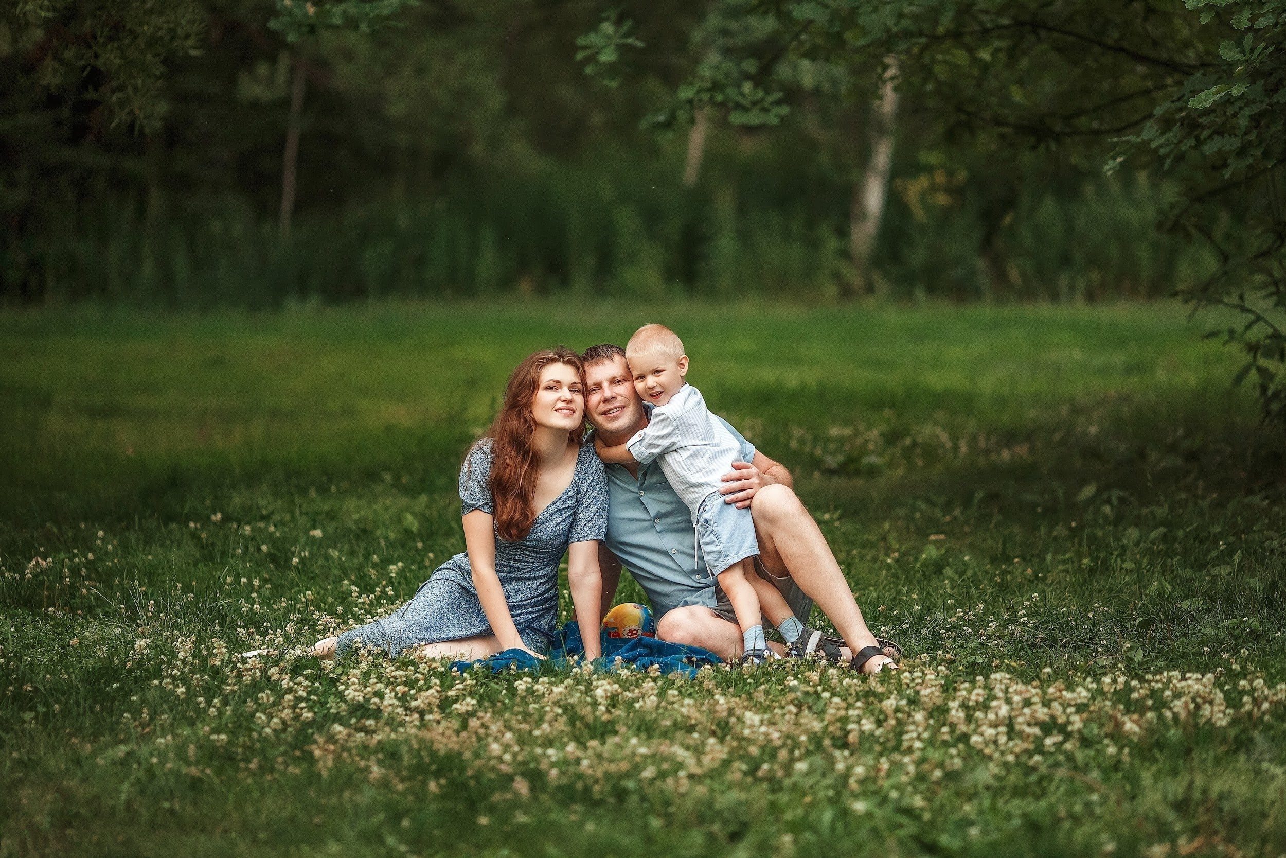 Семейные. Сказочный фотограф фотопроекты фототуры в Новосибирске и на Алтае