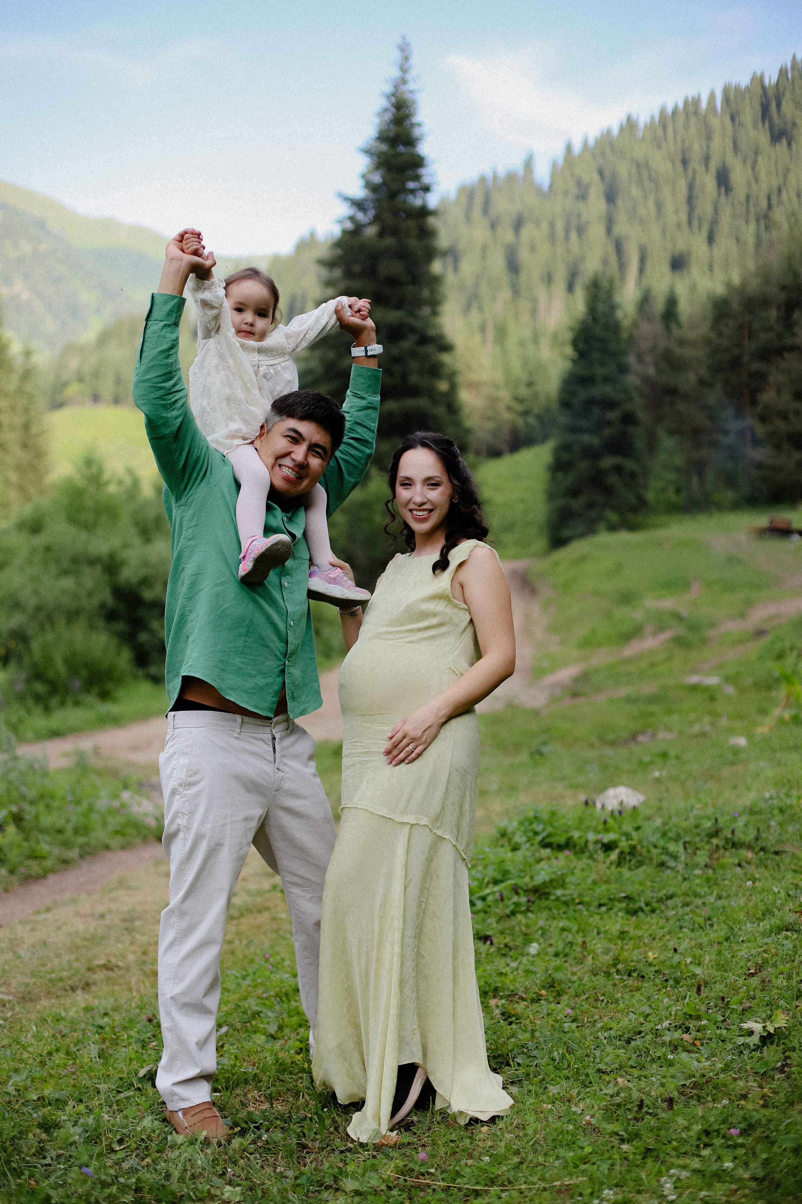 В горах. Фотограф в Алматы и Москве Даша Пушкина