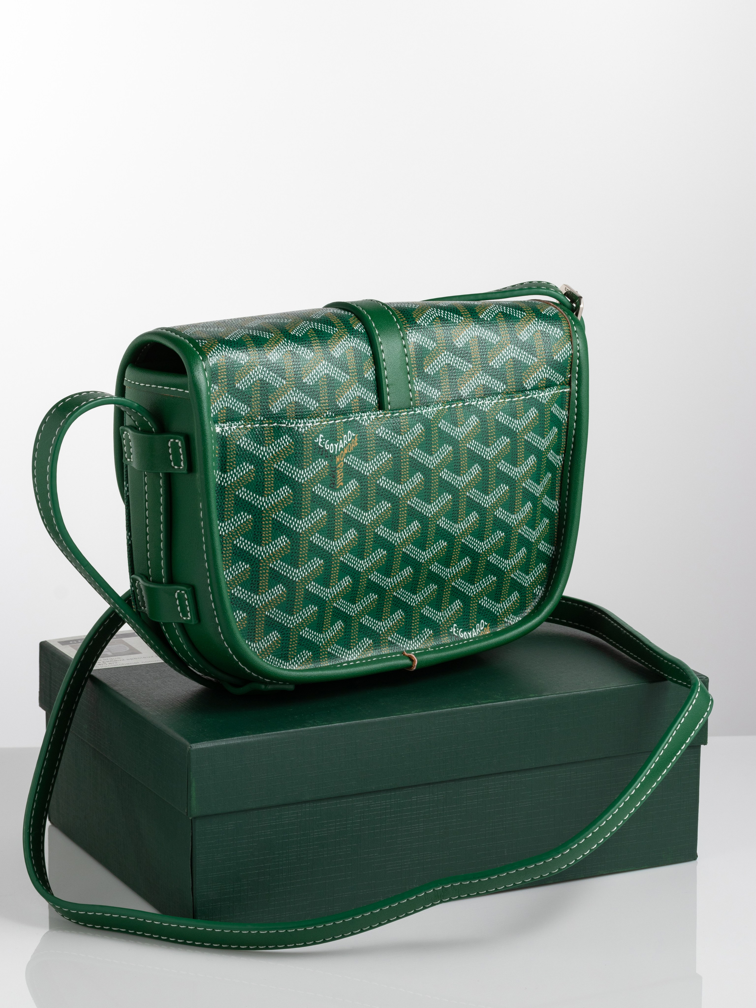 Cумка Gоyard зелёная на коробке