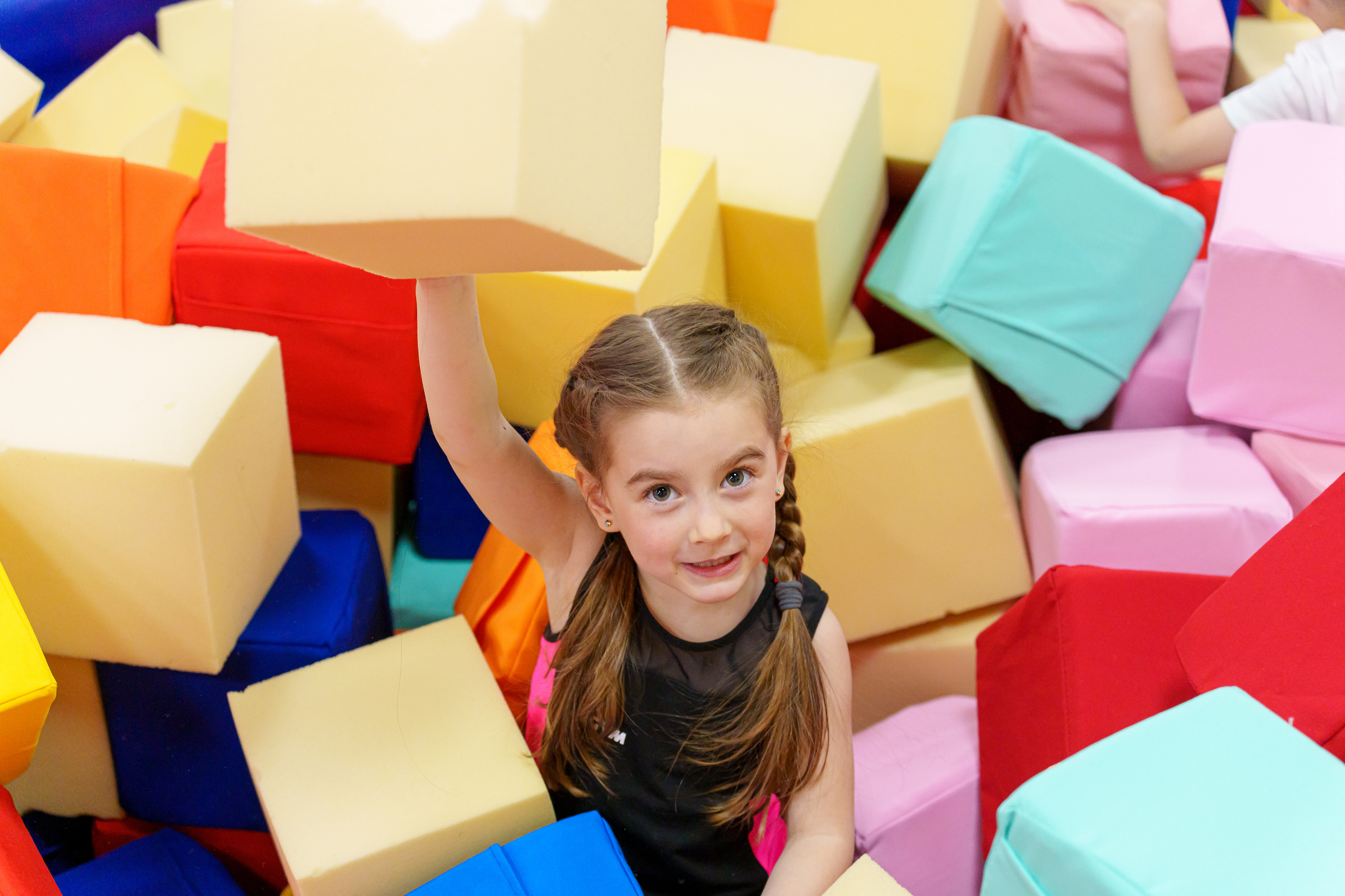 Центр гимнастики и акробатики «O'GYM»