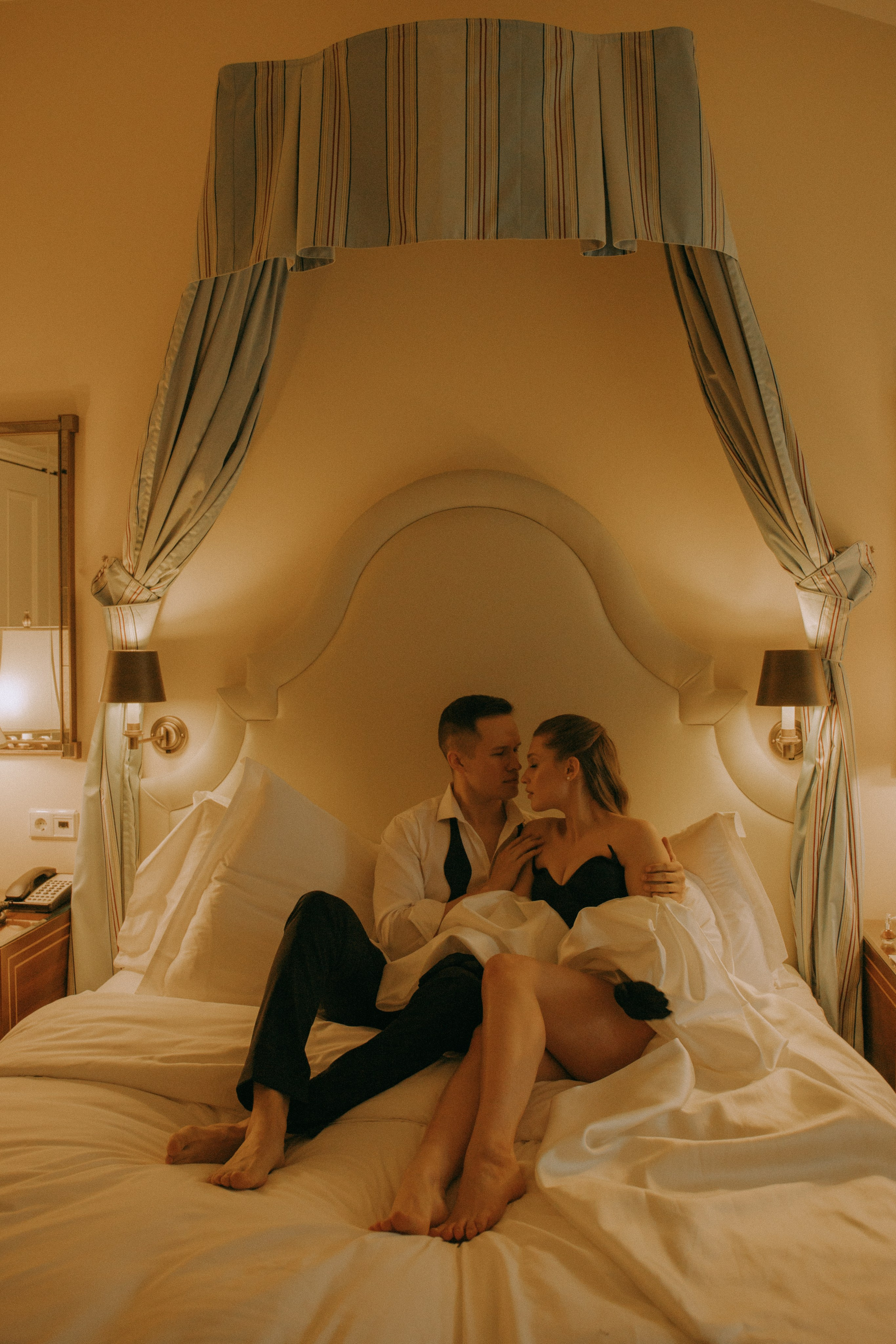 Роман и Валерия. Главная