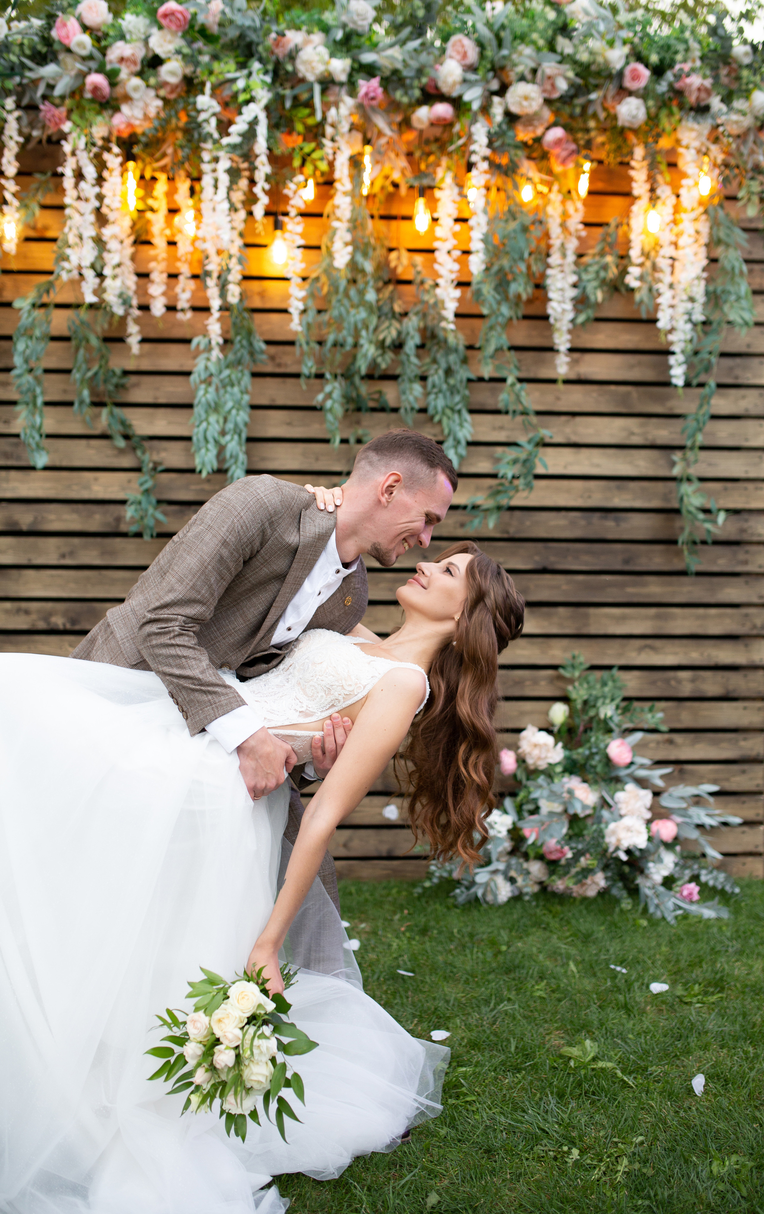 Выездная регистрация. Универсальный фотограф и видеограф в Самаре