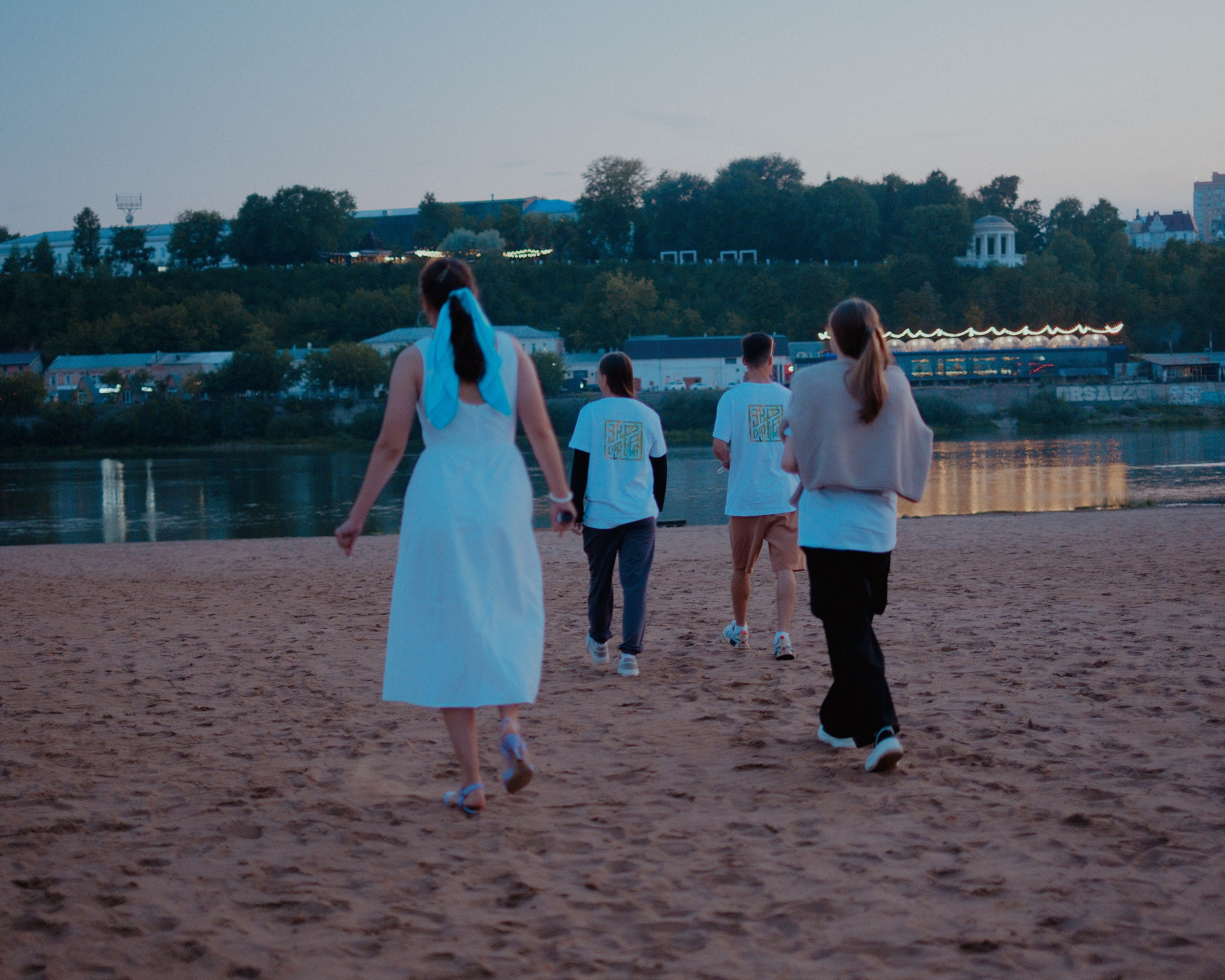 Забрали пробы воды в водоёмах, гуляли. Репортаж с возложения цветов 23.02.2023