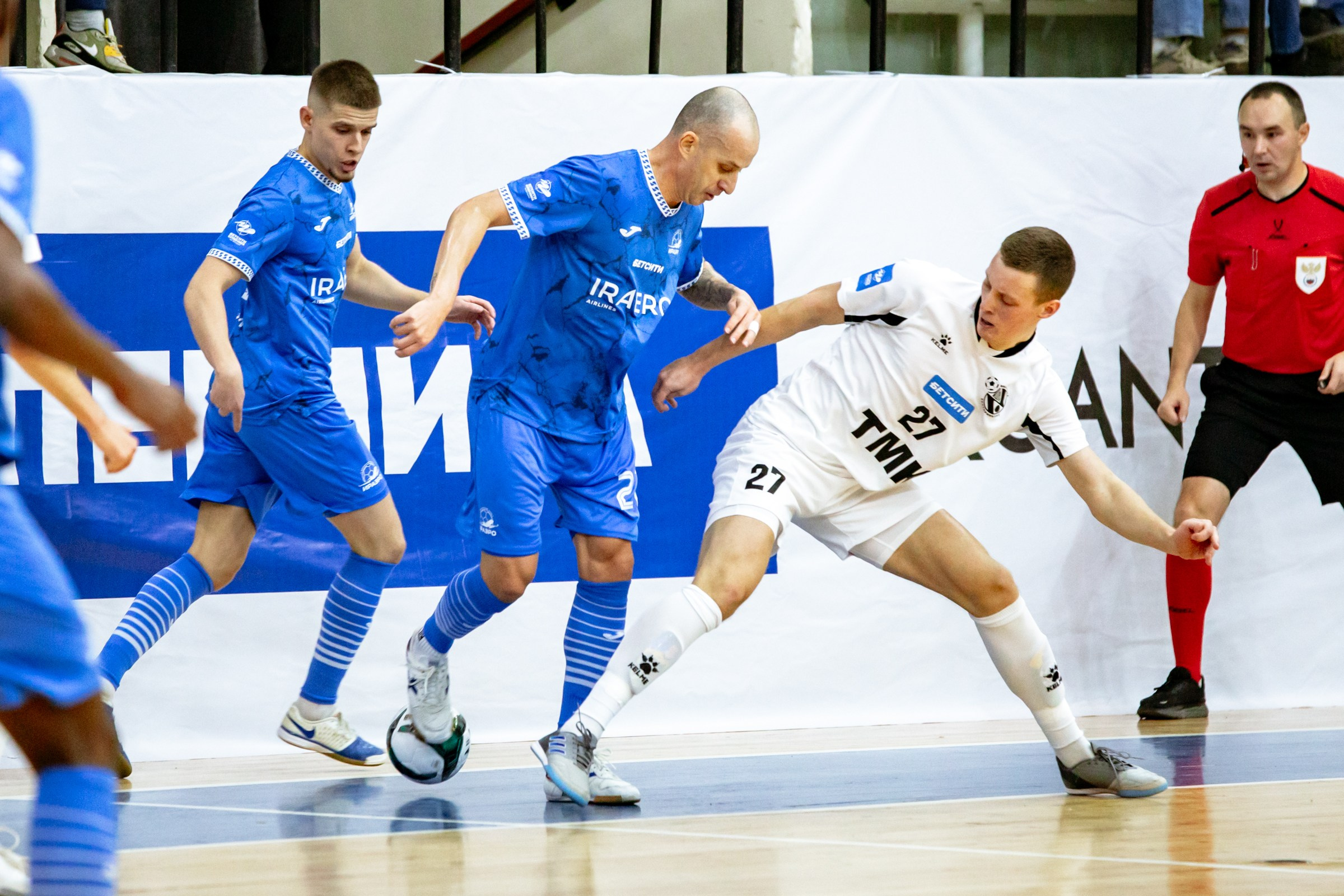 БЕТСИТИ Суперлига по футзалу | ИрАэро — Синара | 11.10.25. Фотограф в Иркутске Евгения Айвазова