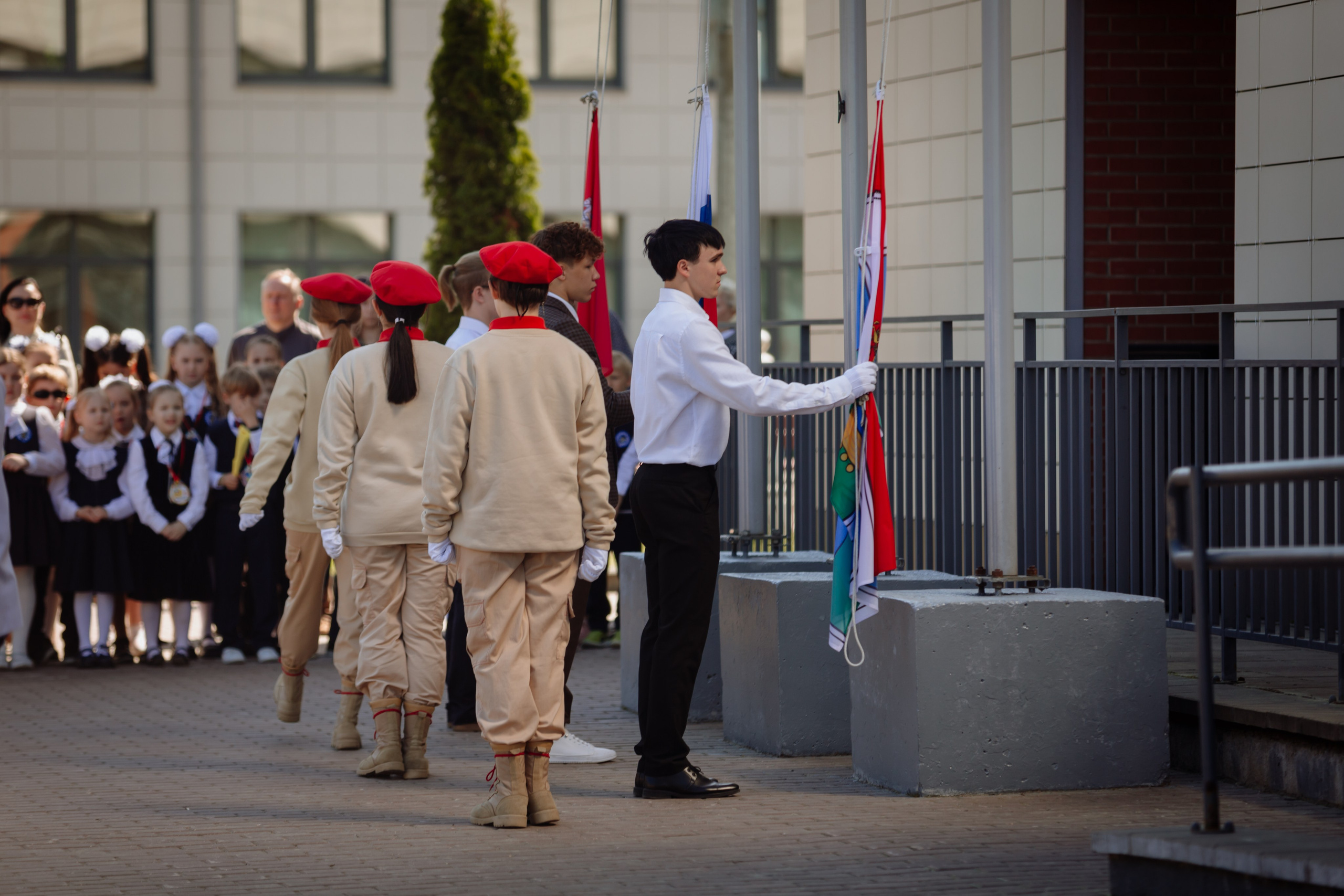 Последний звонок 2024 (2 часа фотосъемки). Профессиональный фотограф Надежда Антонова