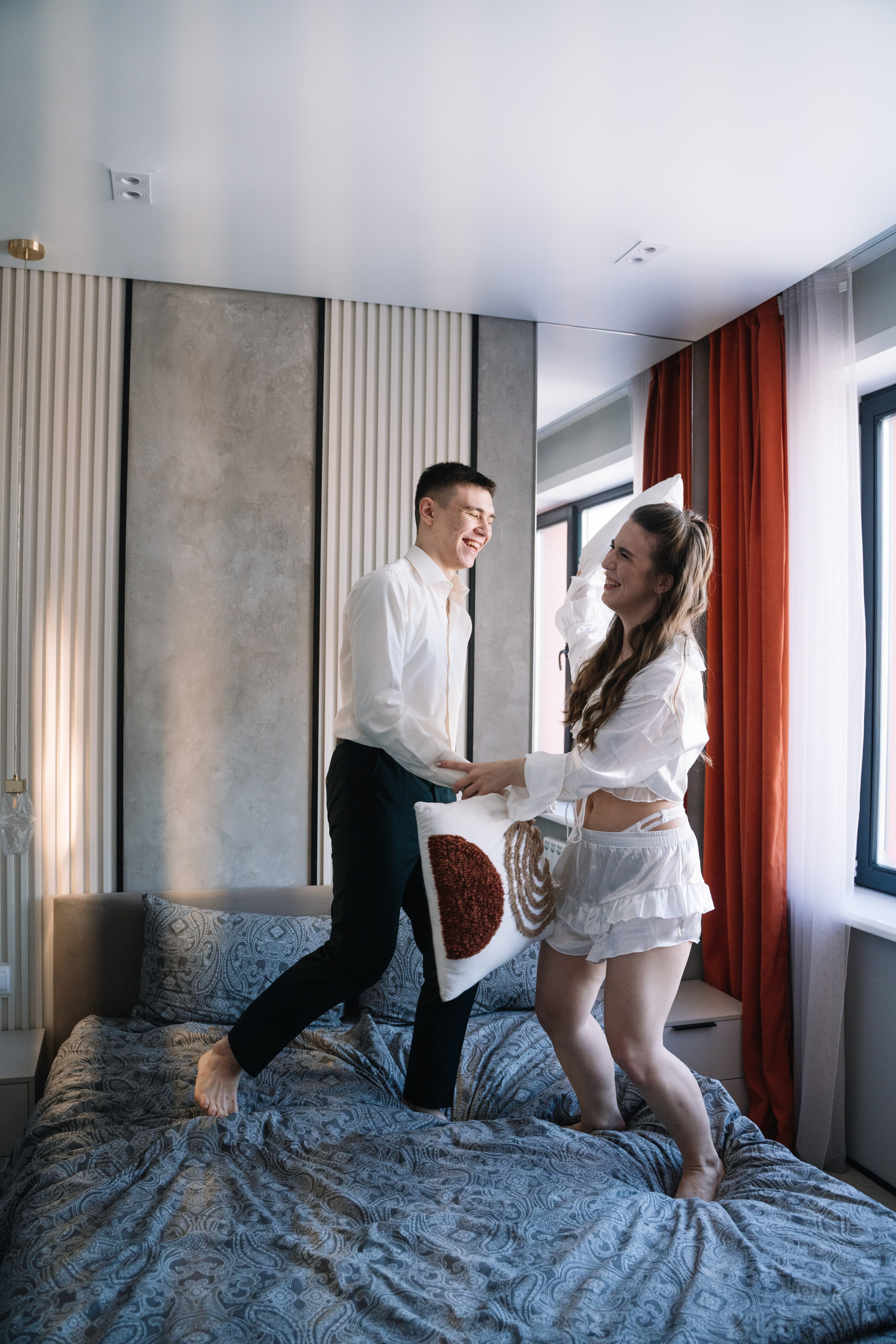 Владимир и Виктория. Дипломированный фотограф в Новосибирске. Фотографирую свадьбы, репортажи, индивидуальные фотосессии, lovestory(семейные)