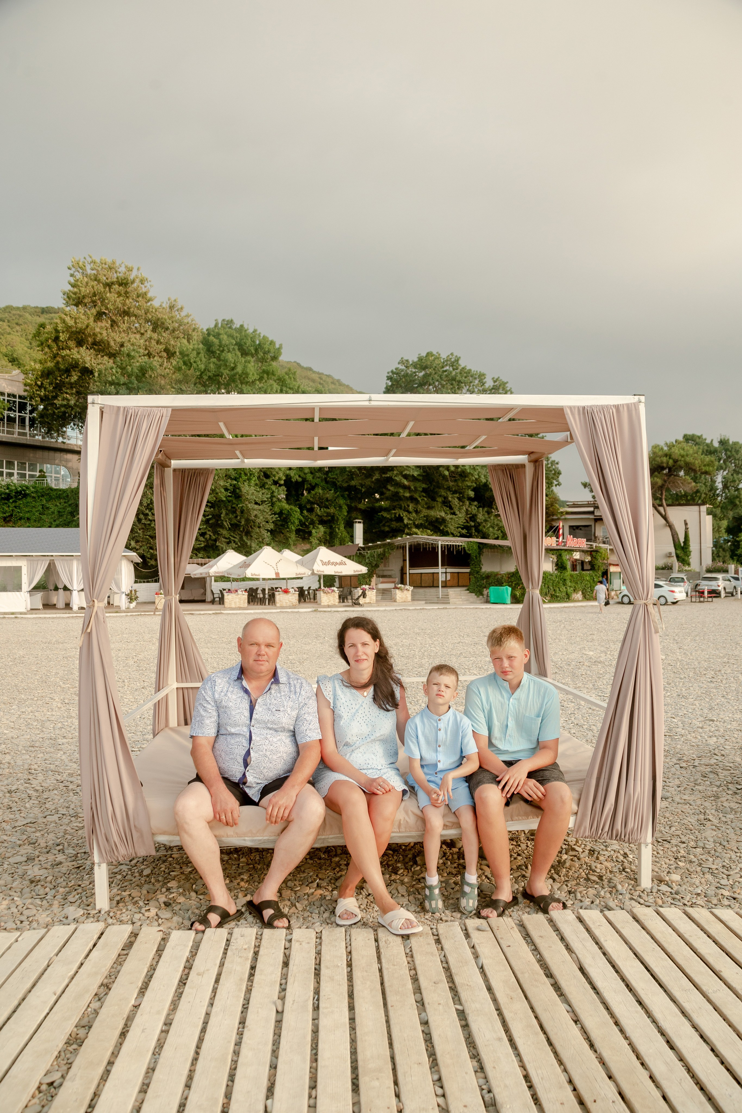 Ирина, Алексей, Архип и Степан. Фотограф в Геленджике, Архипо-Осиповке, Абрау-Дюрсо, Кринице Виктория