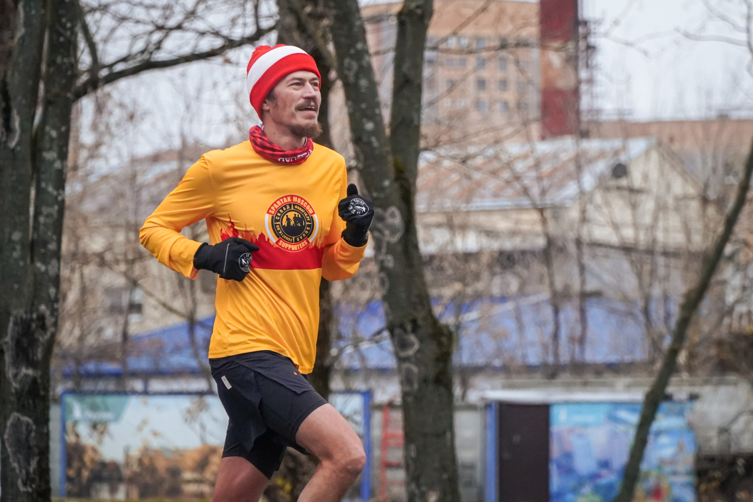 5 вёрст Реутов 16.11.2024. Роман Капилюшов. Бег. Фото. Видео. г. Люберцы