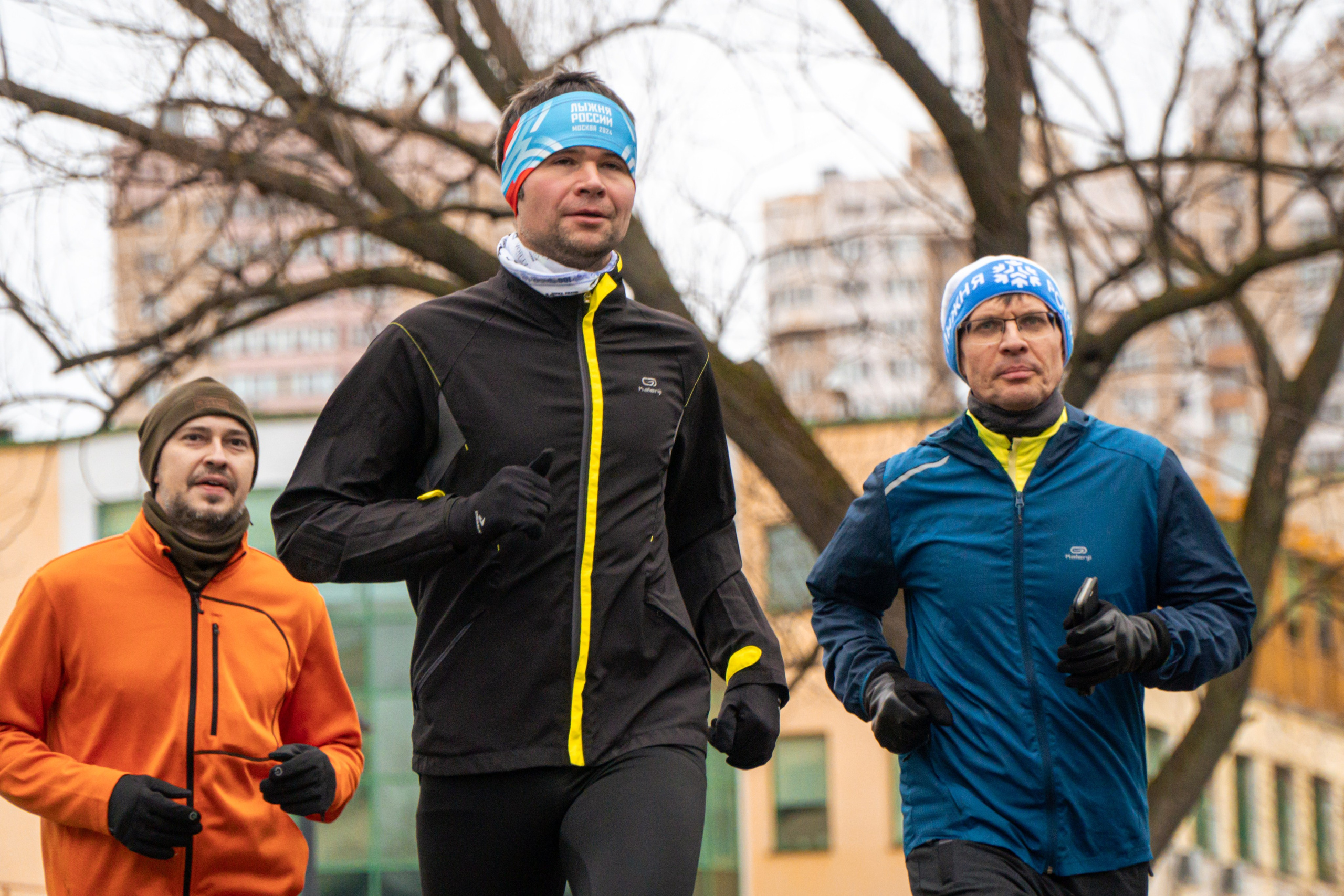5 вёрст Реутов 16.11.2024. Роман Капилюшов. Бег. Фото. Видео. г. Люберцы