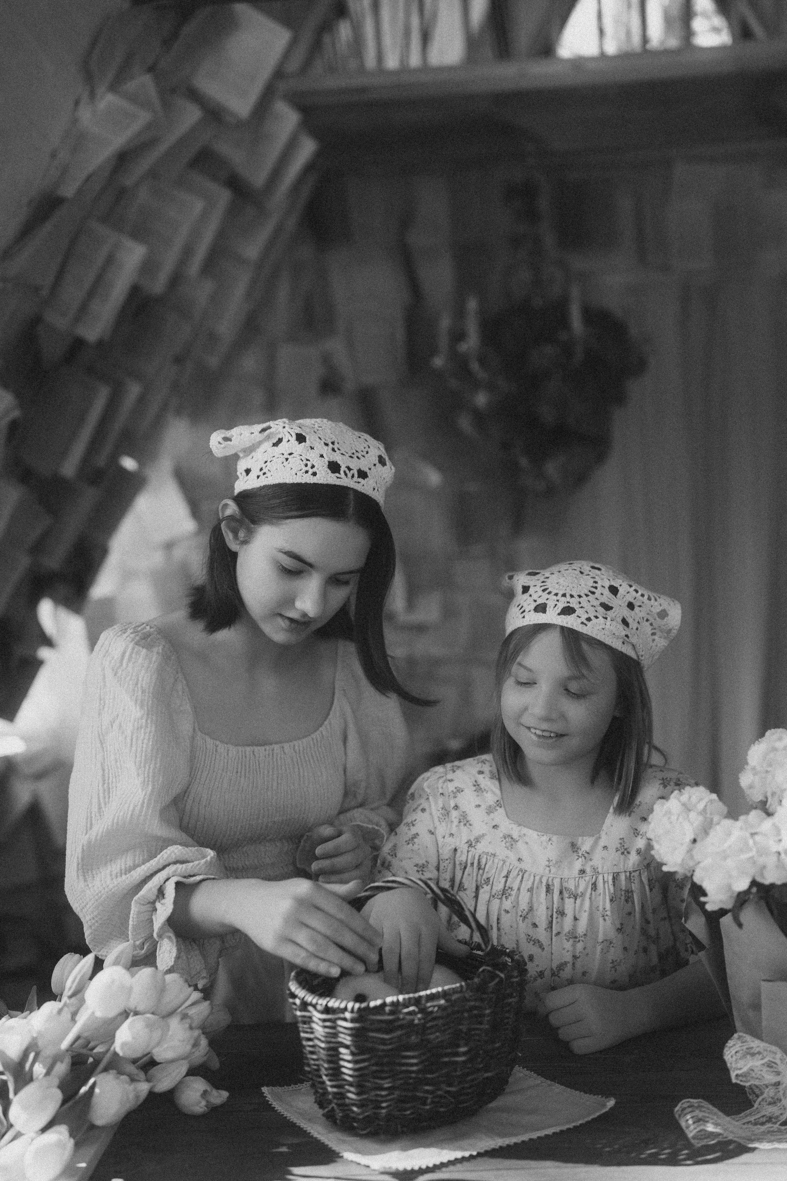 Нюша и Маша. Детская фотосессия Дом Элли г. Пушкино. Семейный и детский фотограф в Сергиев Посаде, Хотьково Якимчук Любовь