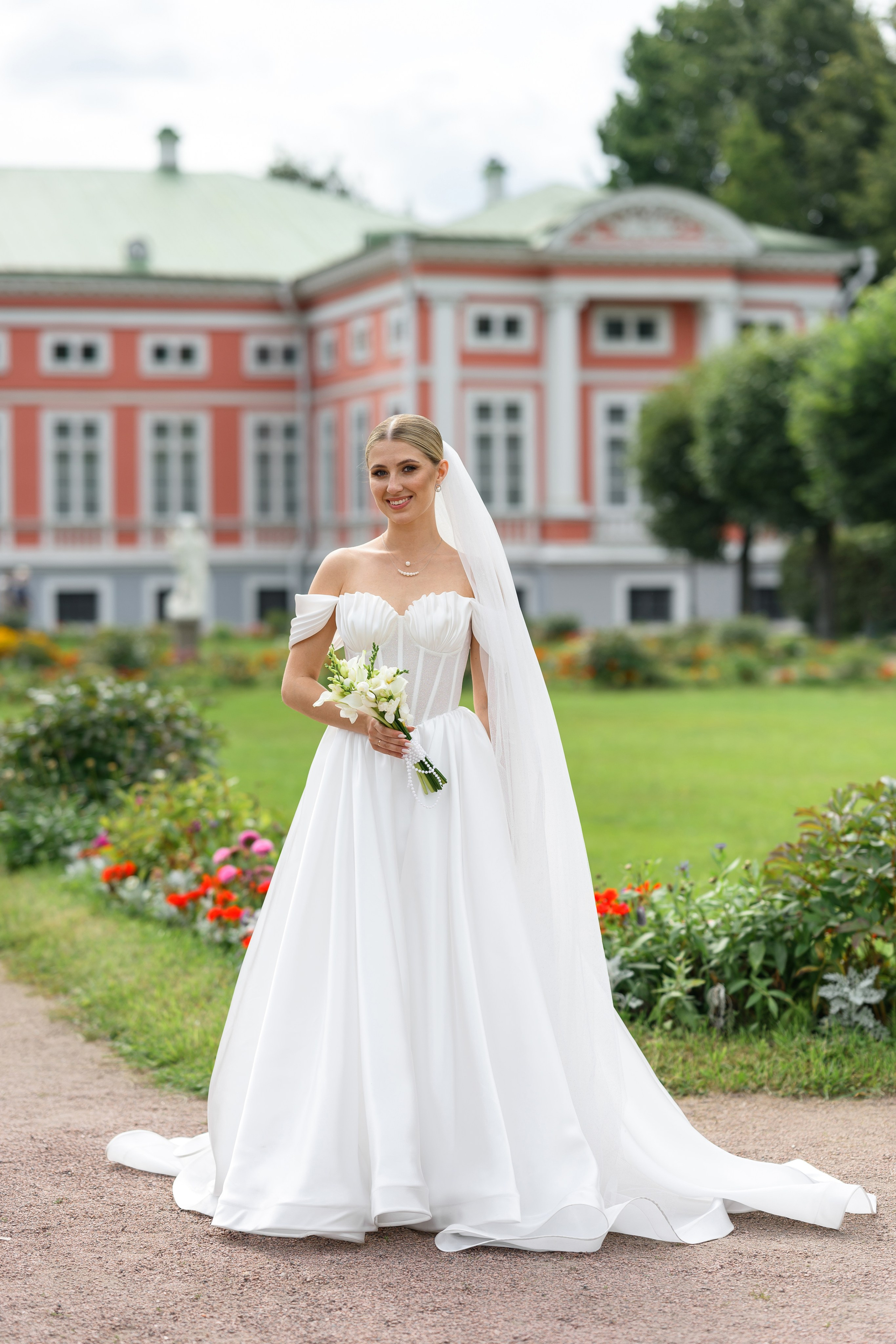 Свадебная фотосессия в отеле «Милан». Свадебный фотограф Москва Юрий Кульман
