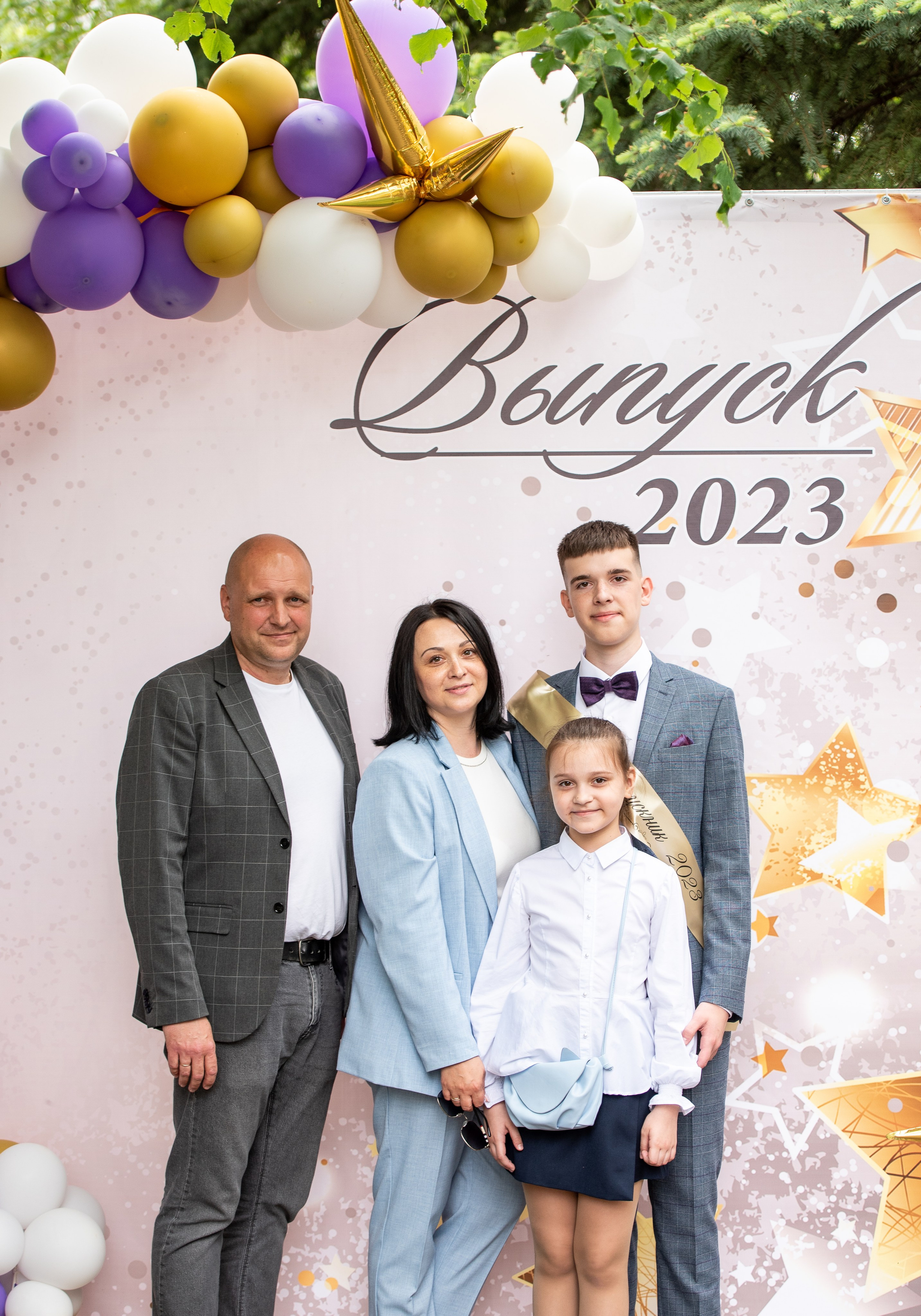 Выпускные школ. Свадебный и репортажный фотограф