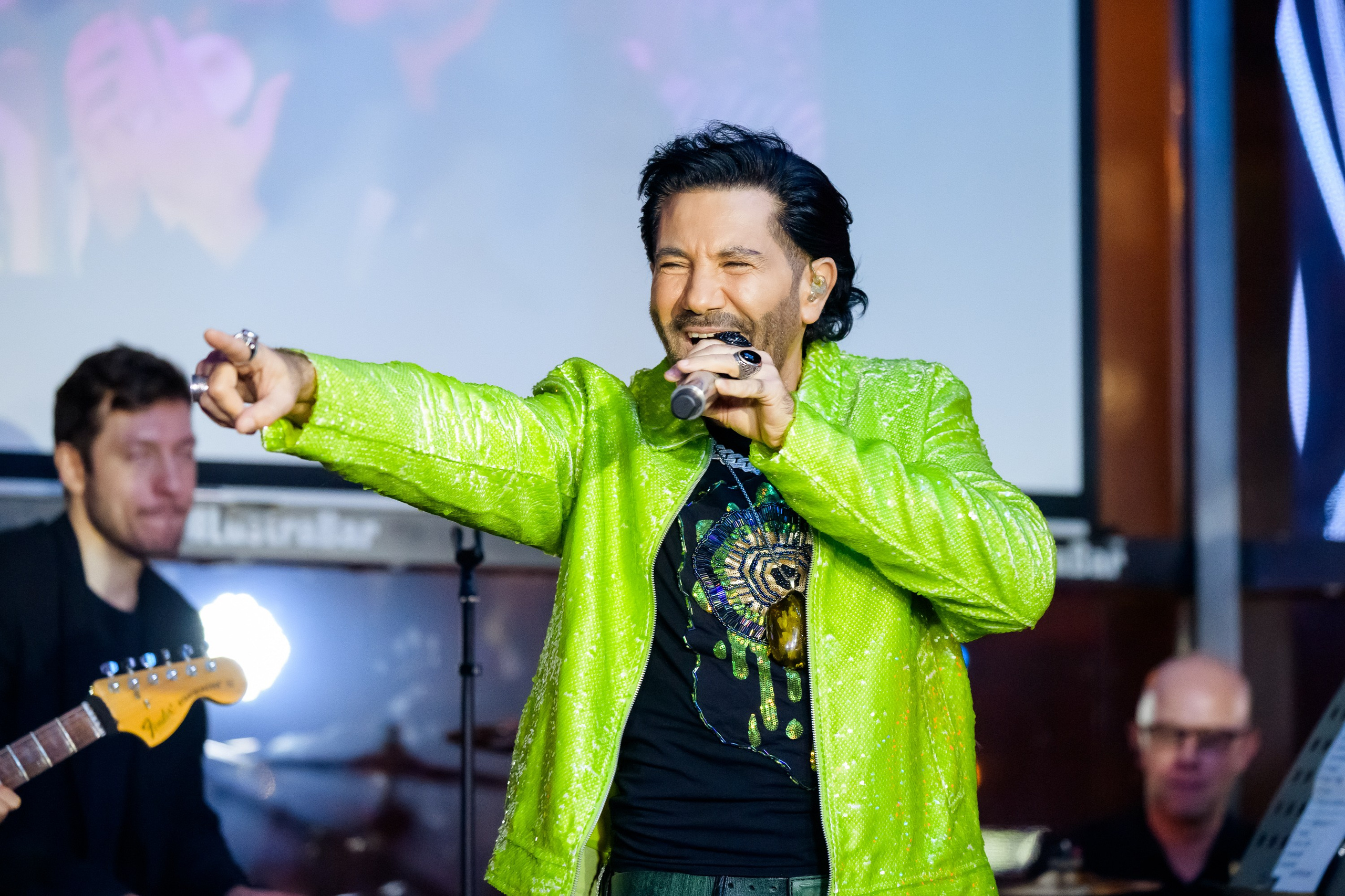 Люстра бар. Репортажный фотограф Сергей Дроздов