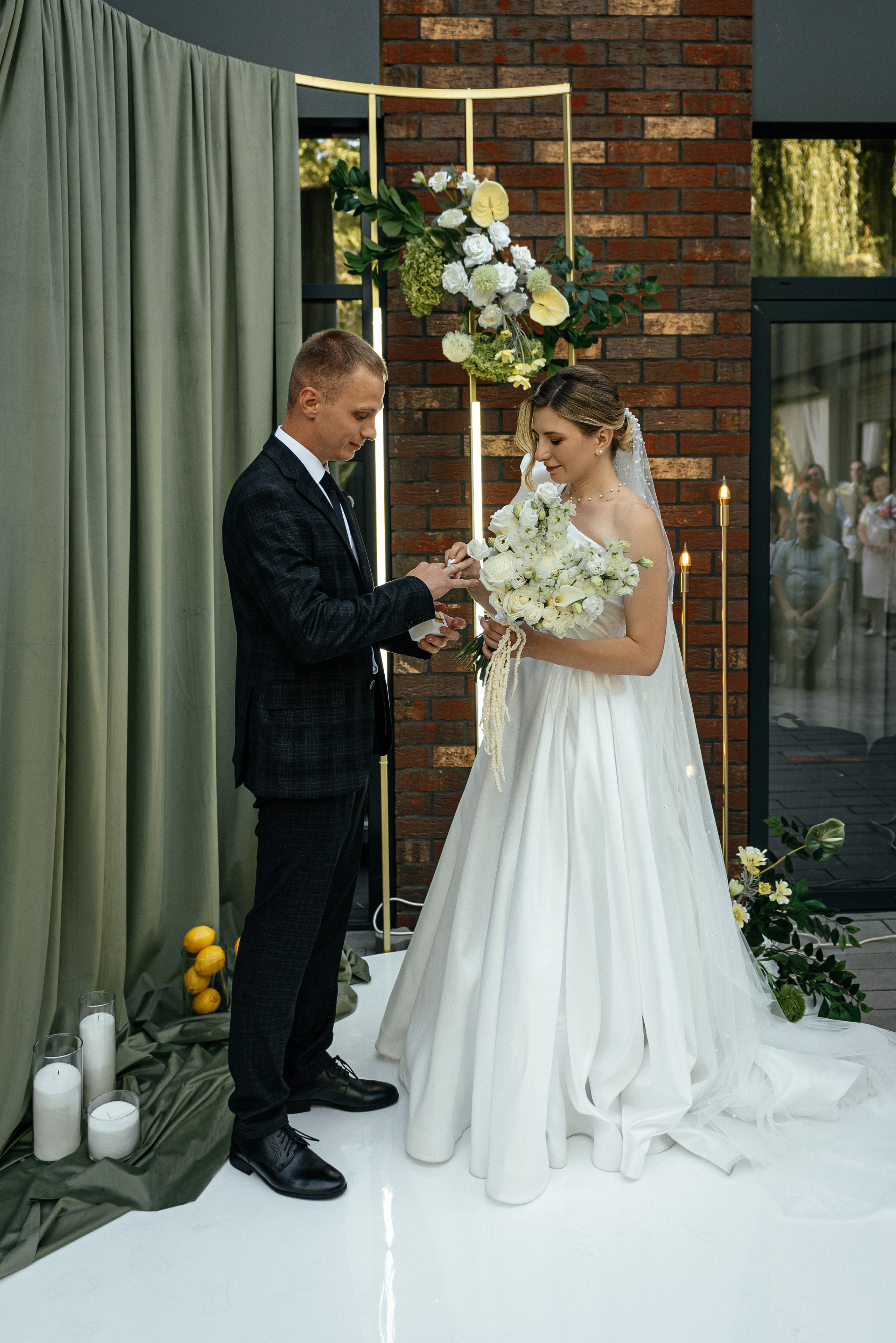 Артем и Алина. Свадебный и семейный фотограф в Алексеевке Марина Купреева