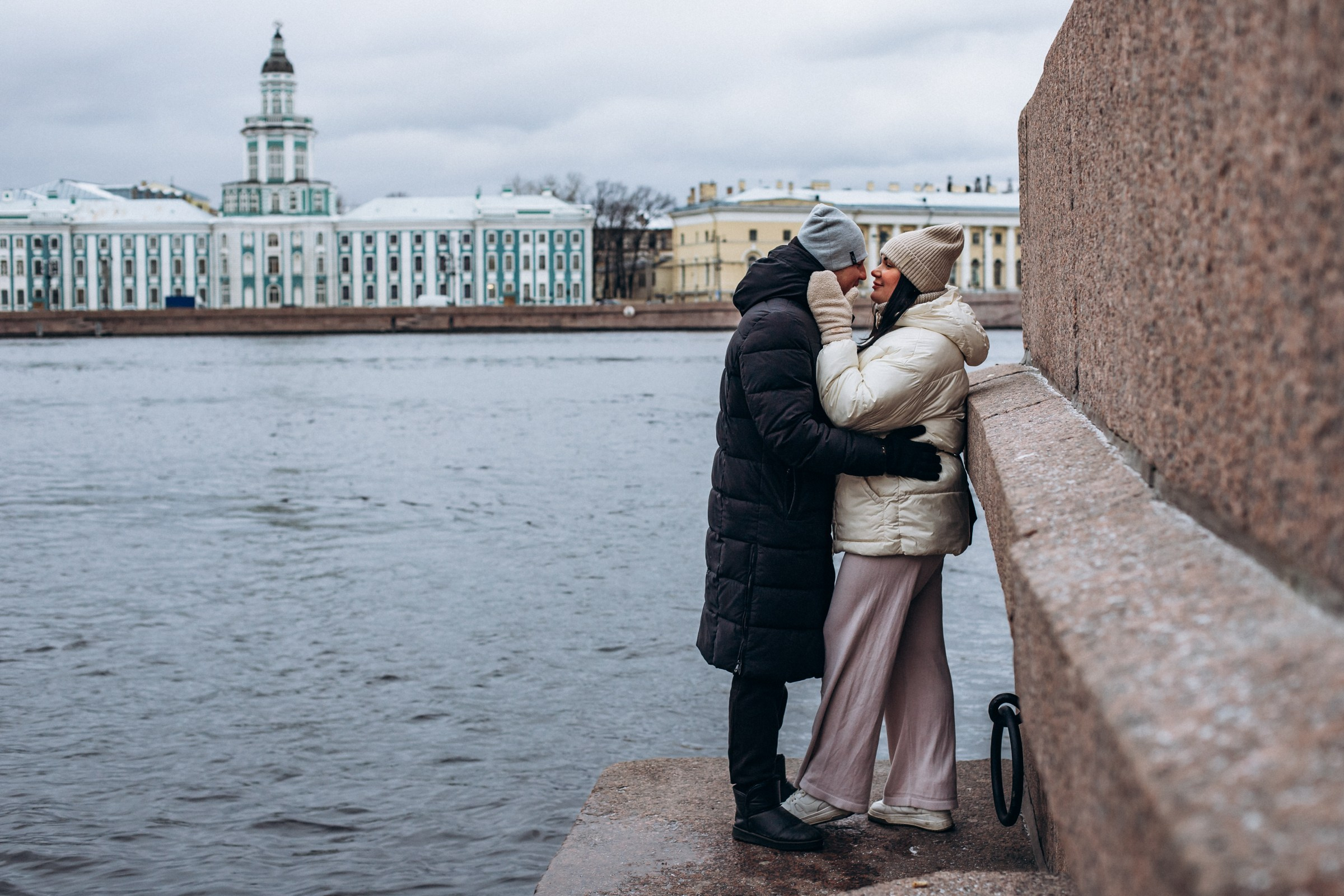 Сергей и Татьяна в декабре. Фотопрогулка в Петербурге. Индивидуальный и семейный фотограф в Санкт-Петербурге