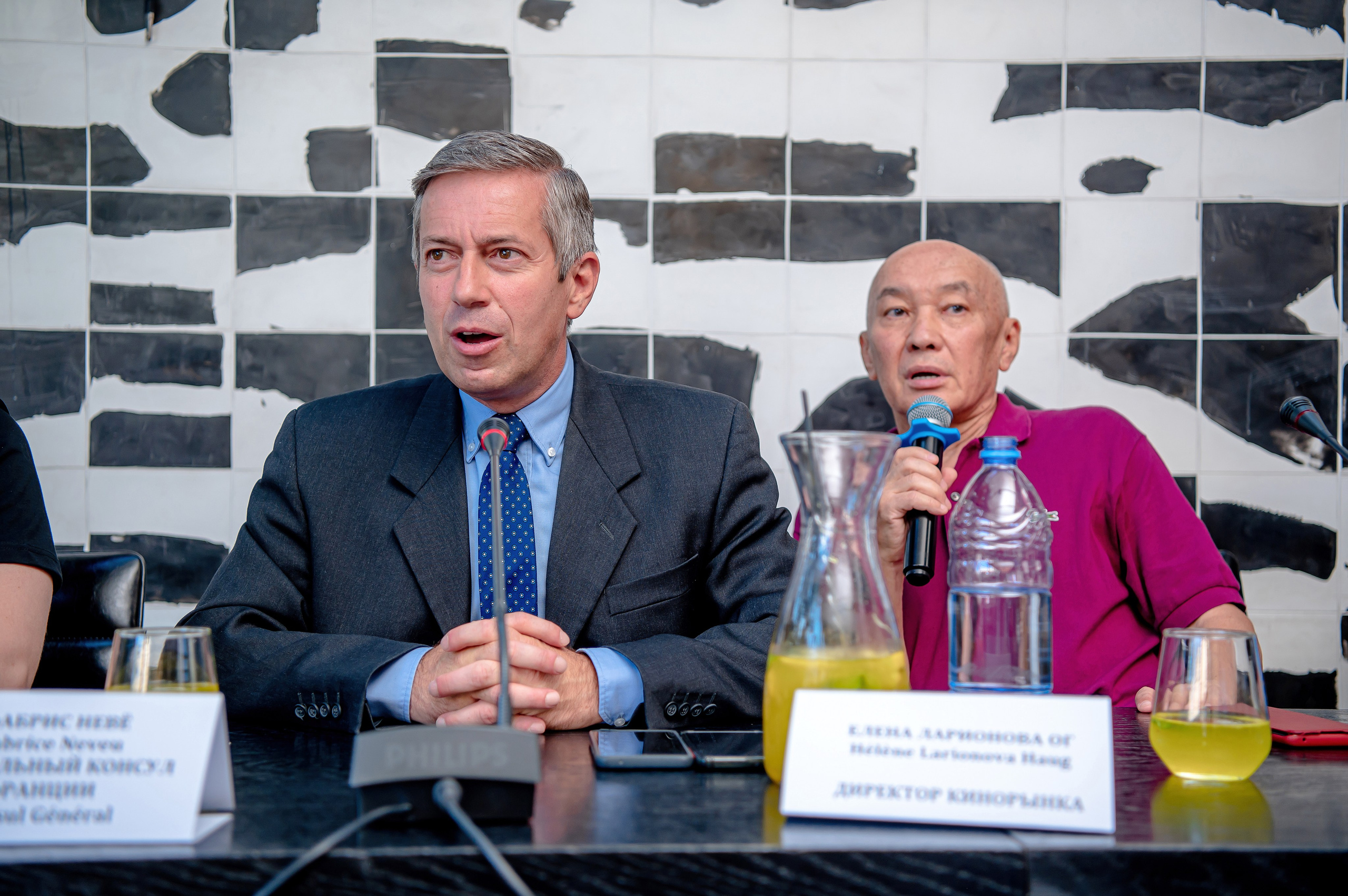 Конференции. Семинары. Елена Северина фотограф, Алматы: репортаж (спорт, концерты, конференции), предметная и фуд-съёмка, портреты, каталоги, фэшн, ретушь