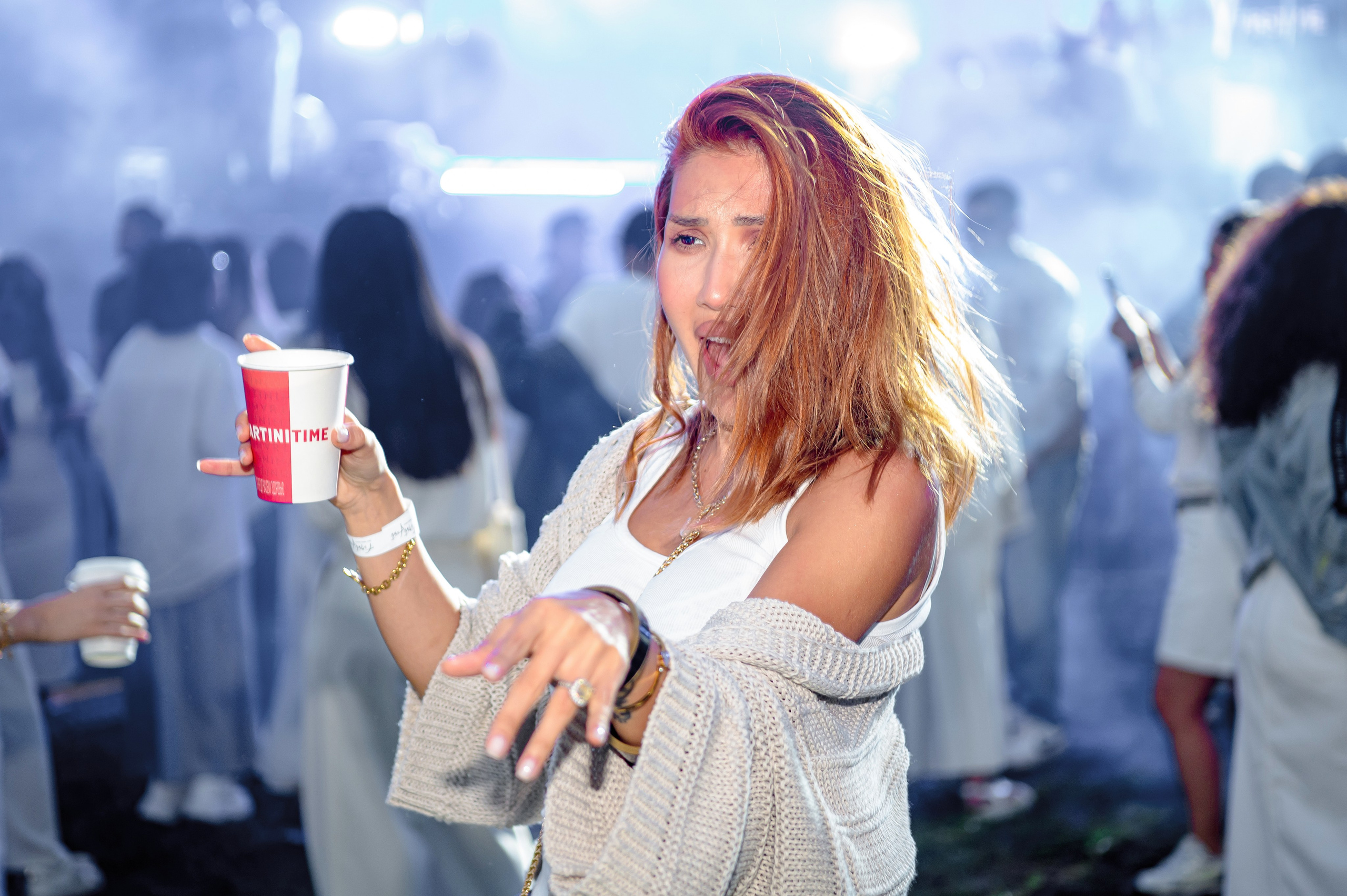 Концерты. Фестивали. Елена Северина фотограф, Алматы: репортаж (спорт, концерты, конференции), предметная и фуд-съёмка, портреты, каталоги, фэшн, ретушь