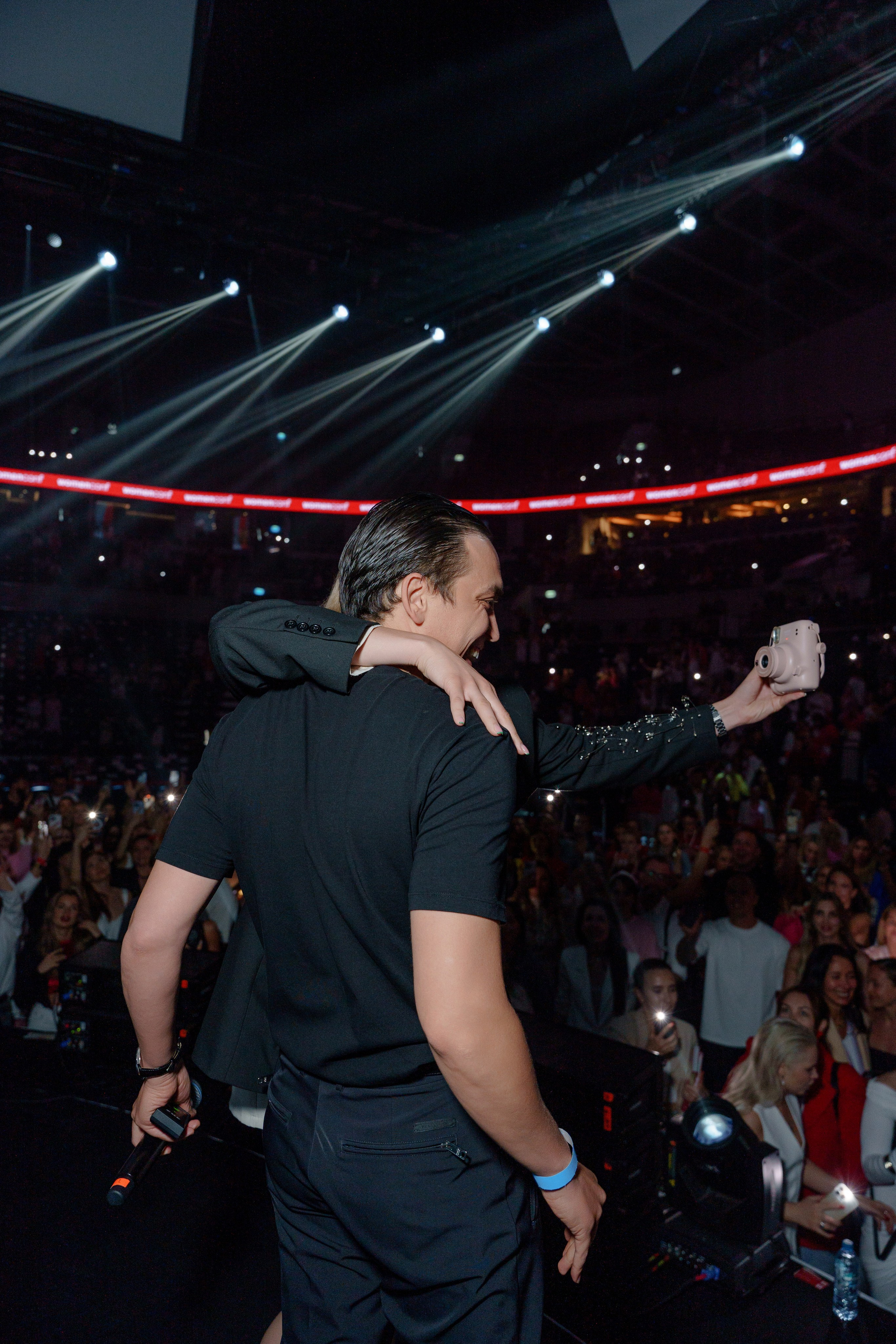 Фотограф на самую масштабную женскую конференцию в России WomenConf. Репортажный фотограф Москва Сергей Дружинин